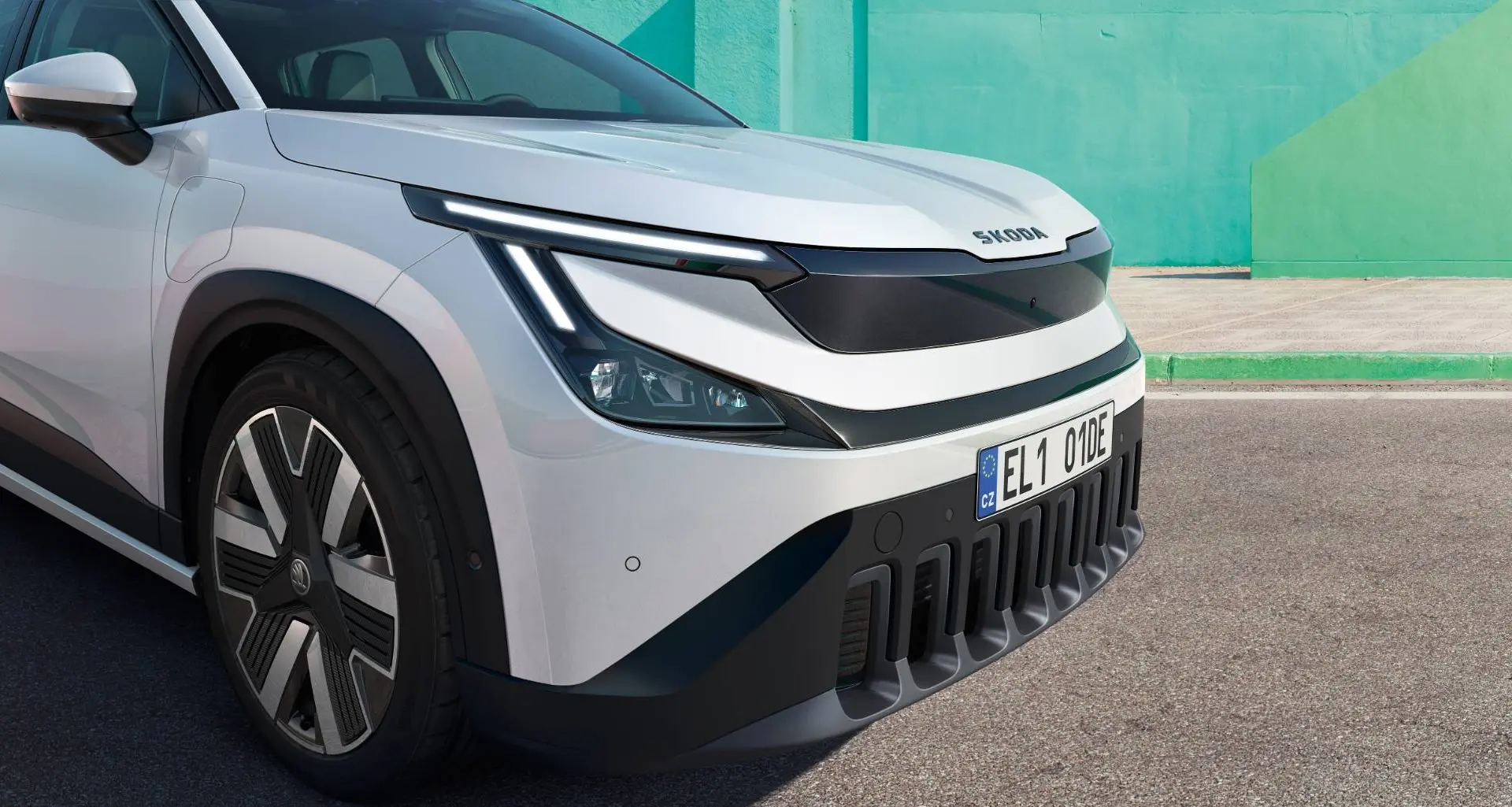 skoda epiq bianca stretta del muso