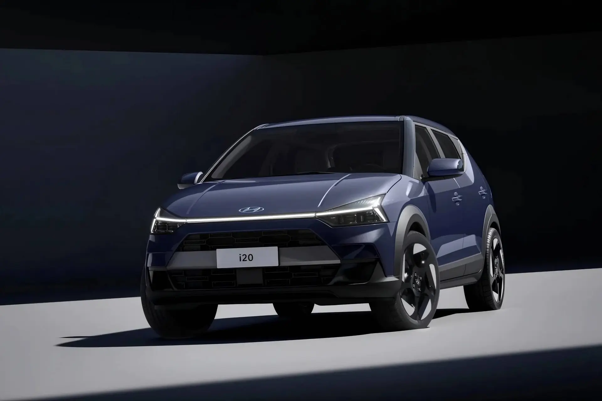 hyundai-i20-front colore blu nuova generazione