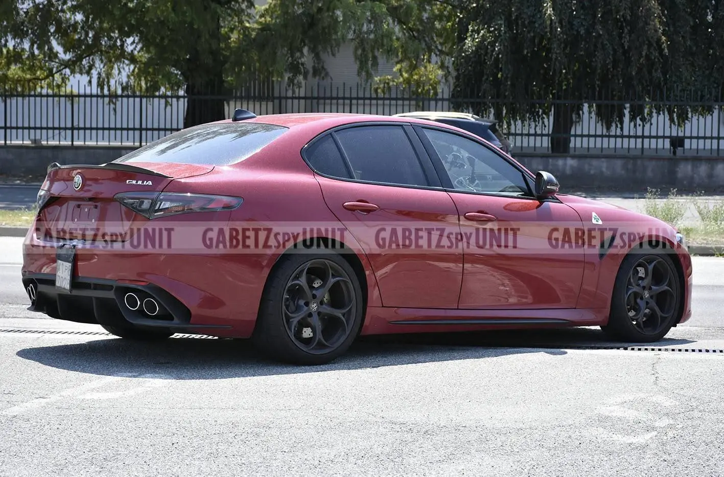 Alfa Romeo Giulia Quadrifoglio 2027 posteriore
