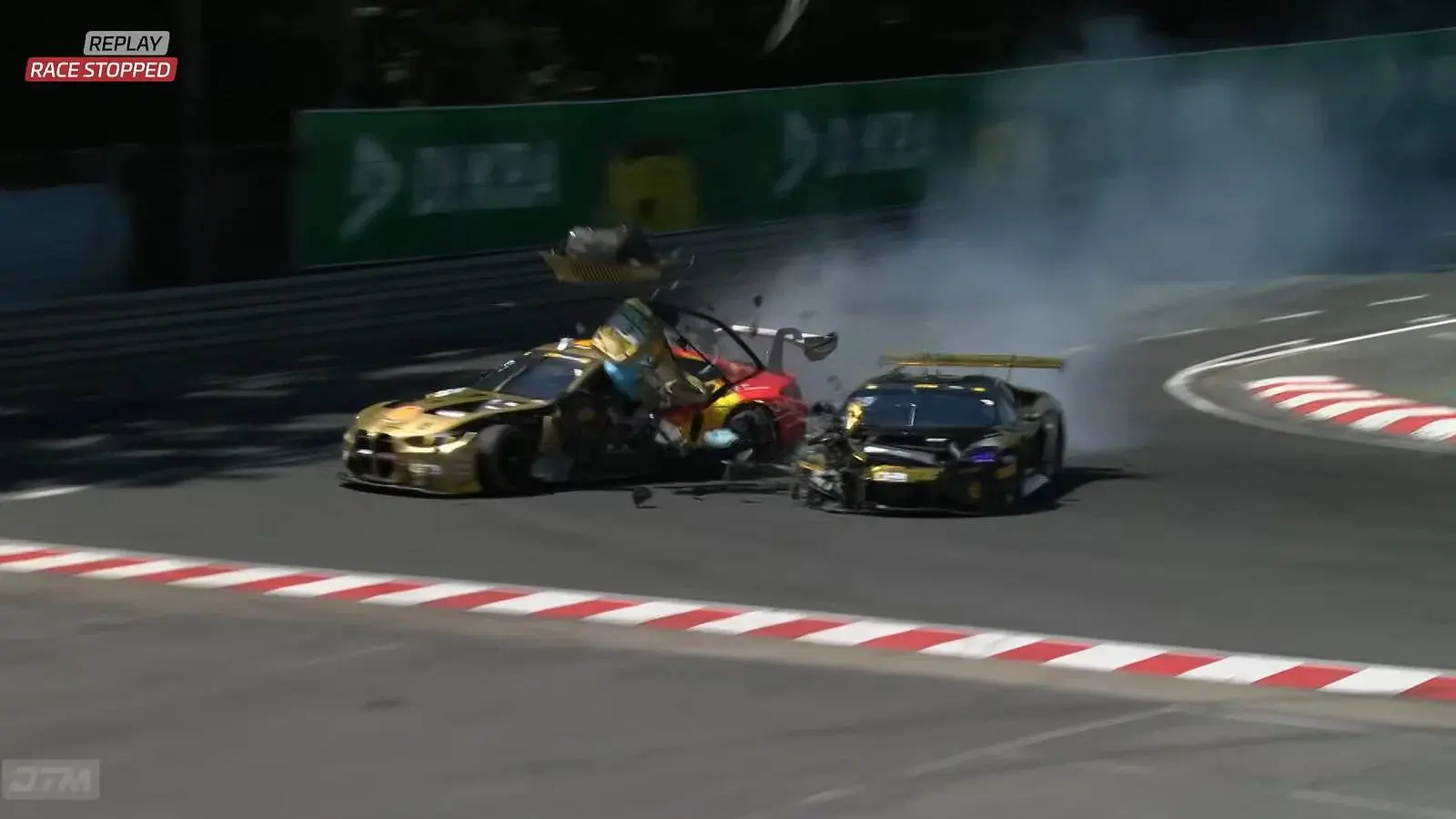DTM-crash-grasser-paul-van-der-linde