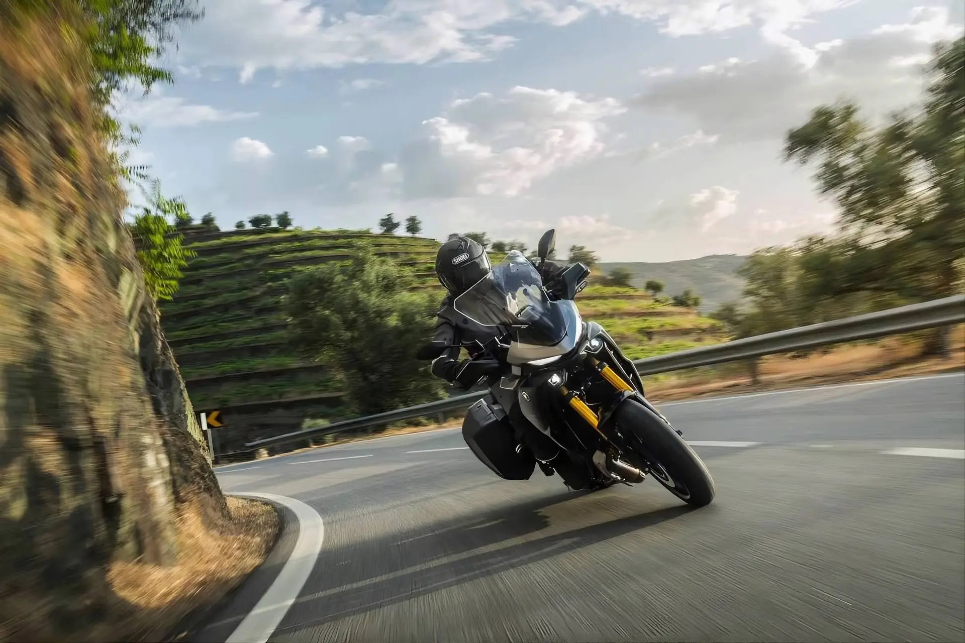 Yamaha-Tracer-7-Y-AMT-2026