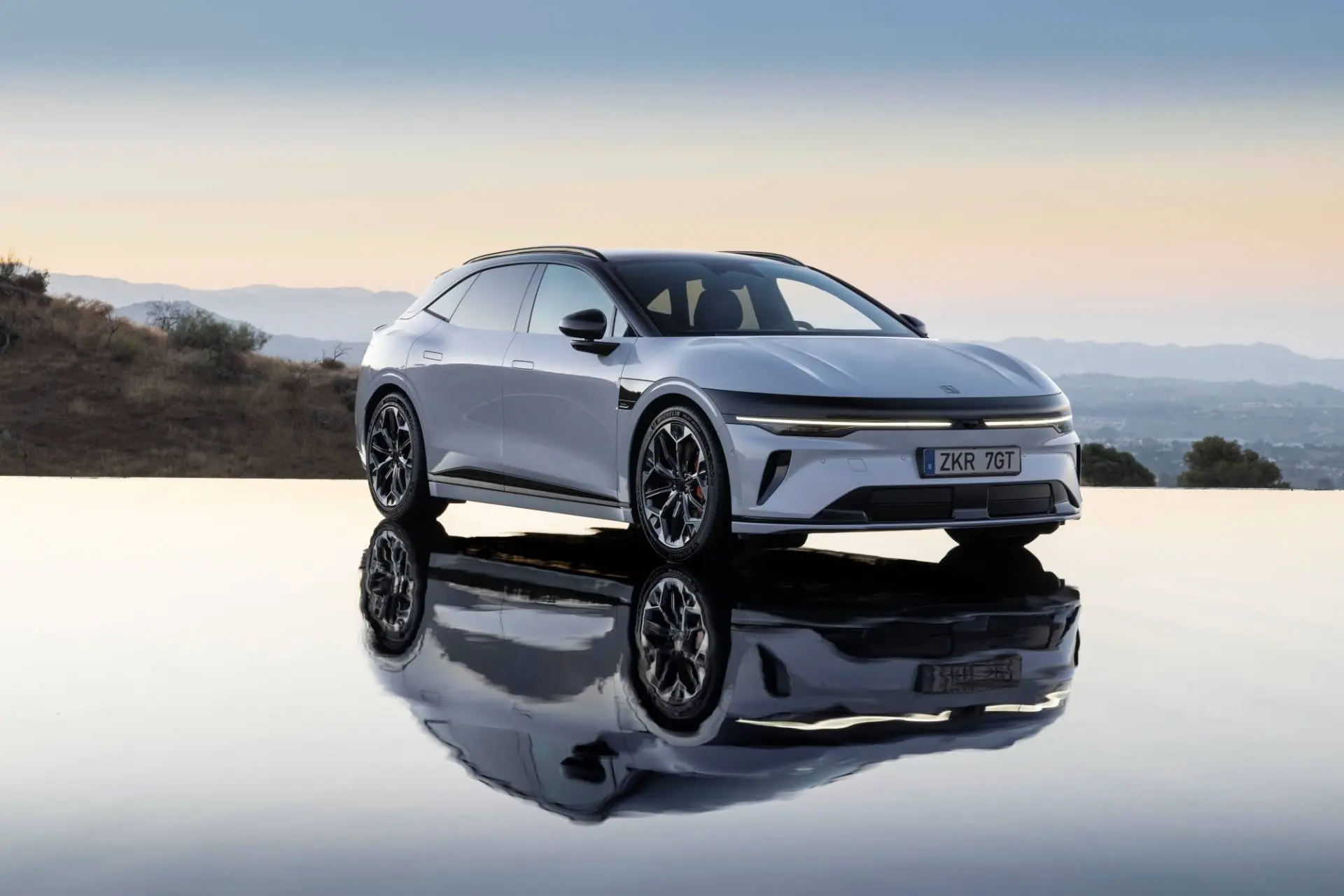 Zeekr7GT frontale