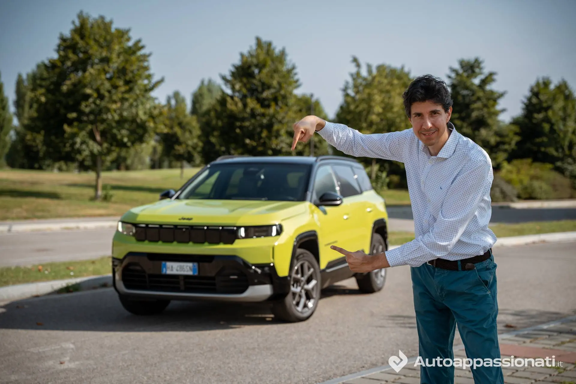 Jeep Compass 1.2 benzina copertina con federico ferrero