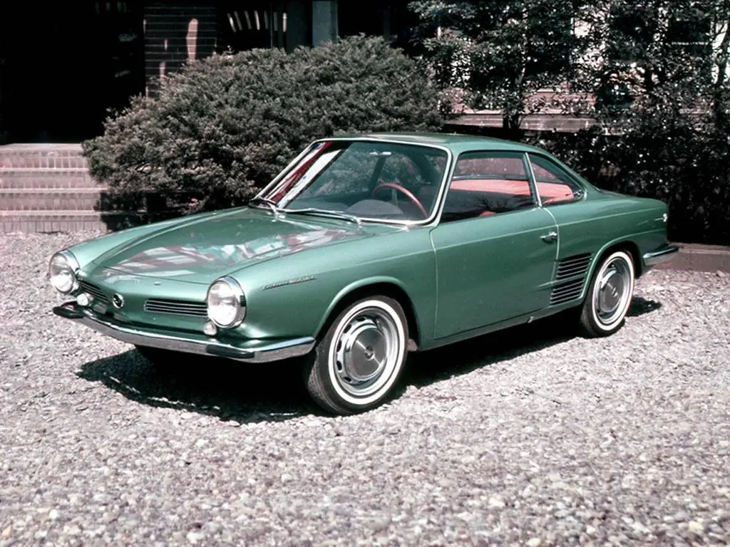 2.Hino Contessa 900 Sprint (Immagine di copertina)