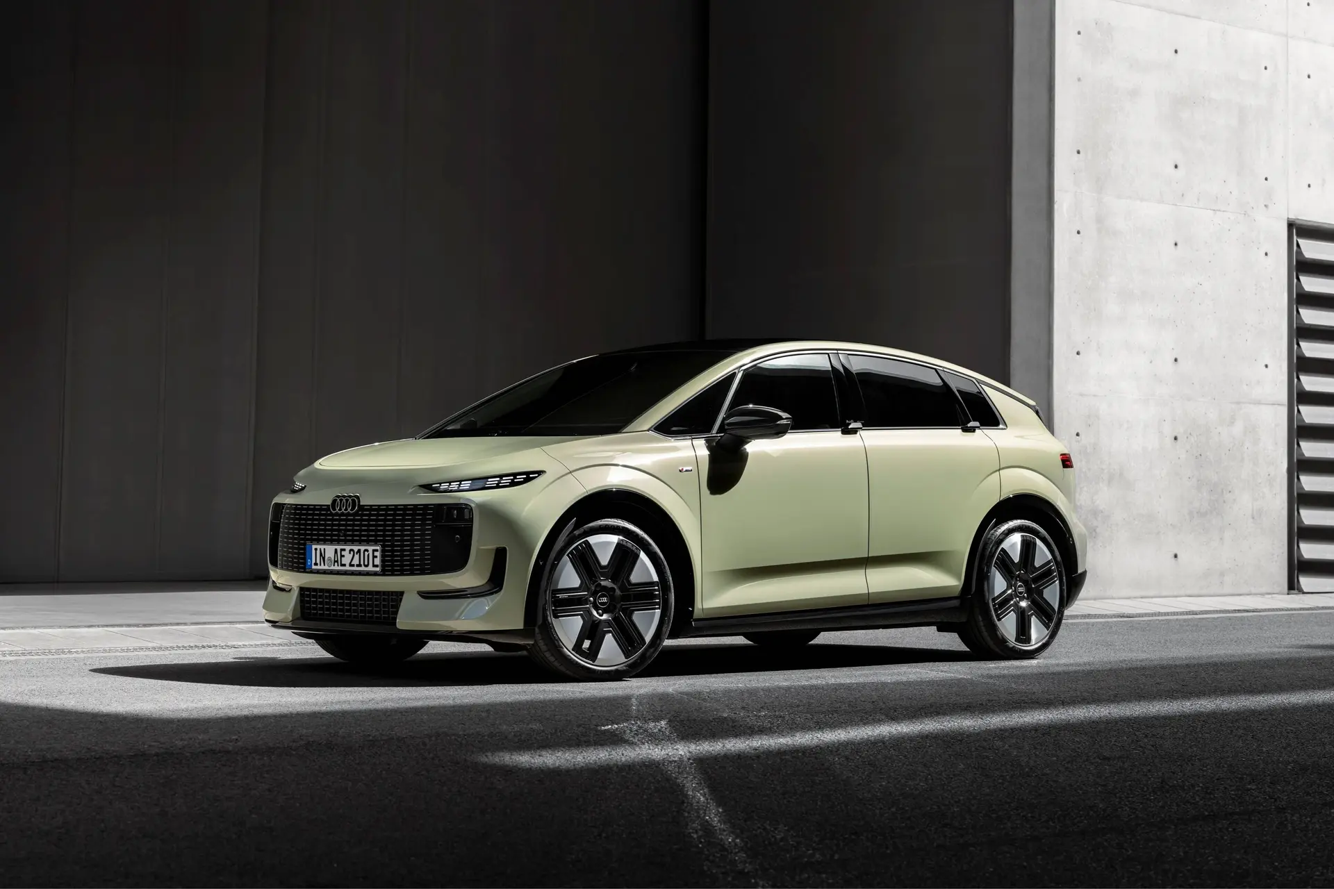 Audi A2 e-tron frontale