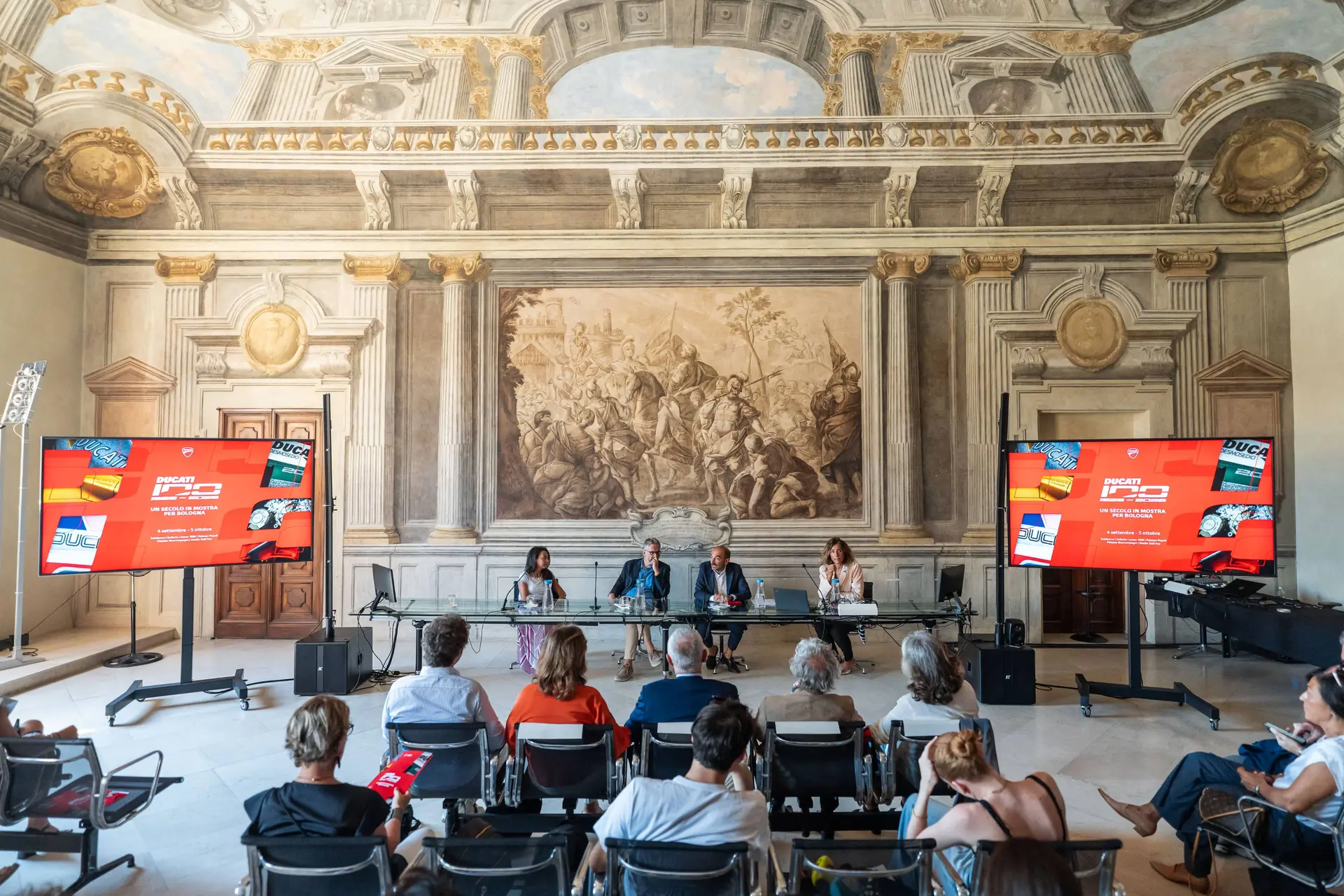 Bologna_celebra_Ducati_in_occasione_del_suo_Centenario
