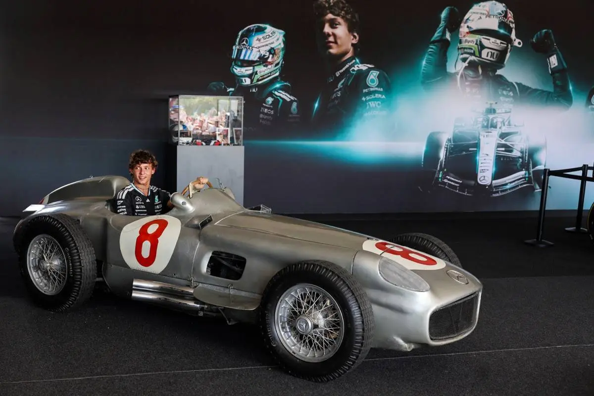 Mercedes W196R