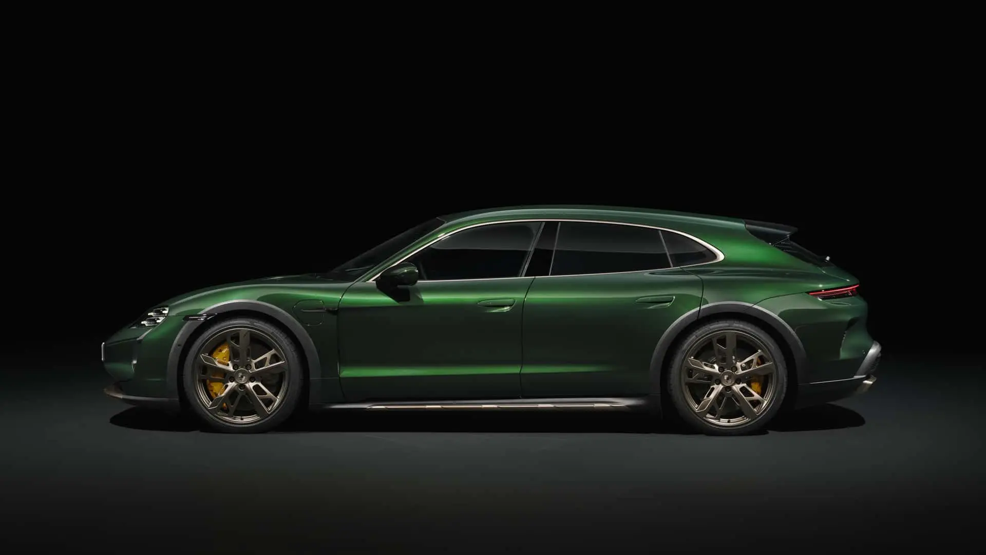 porsche-taycan-cross-turismo-2024