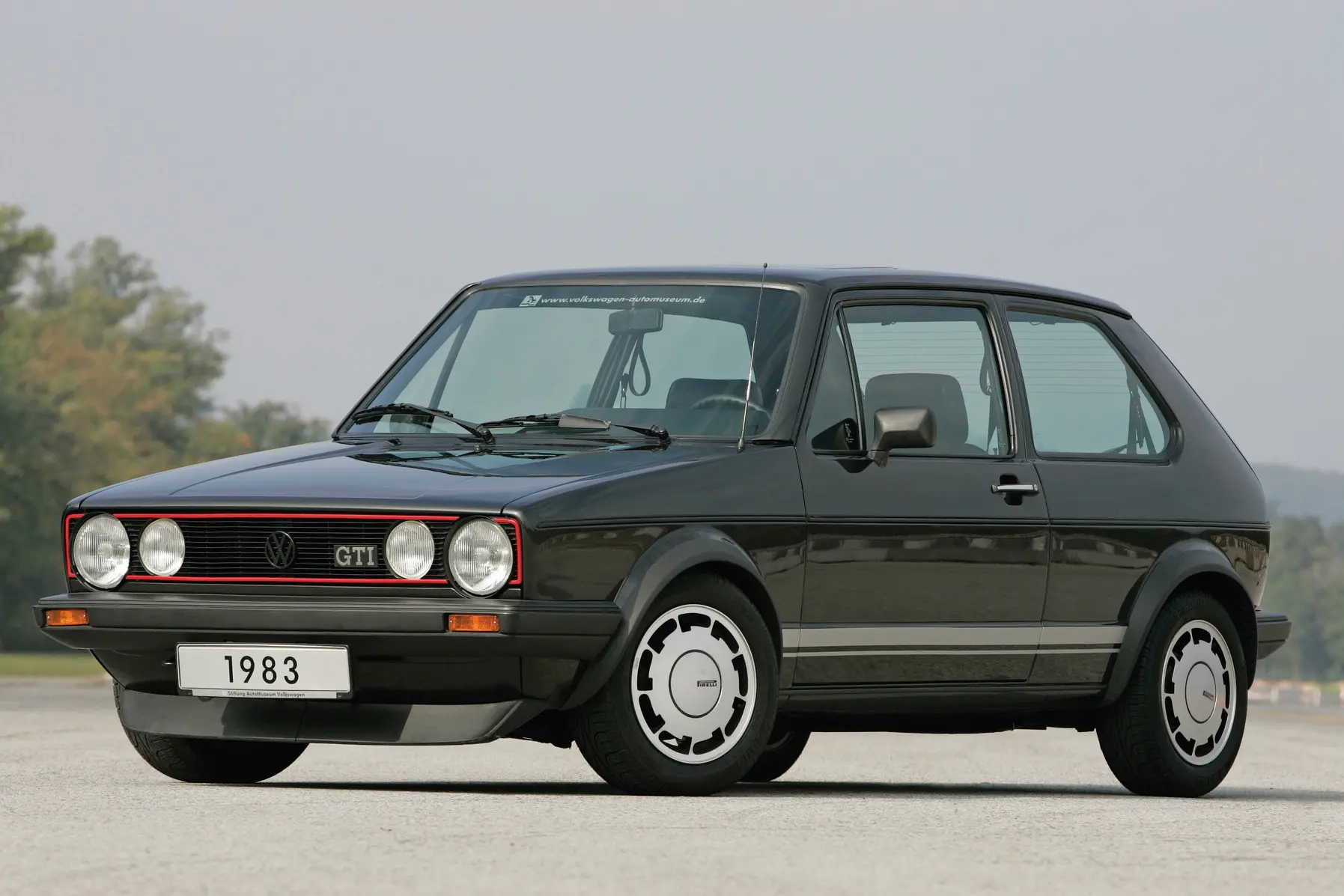 Volkswagen Media Golf Pirelli 1