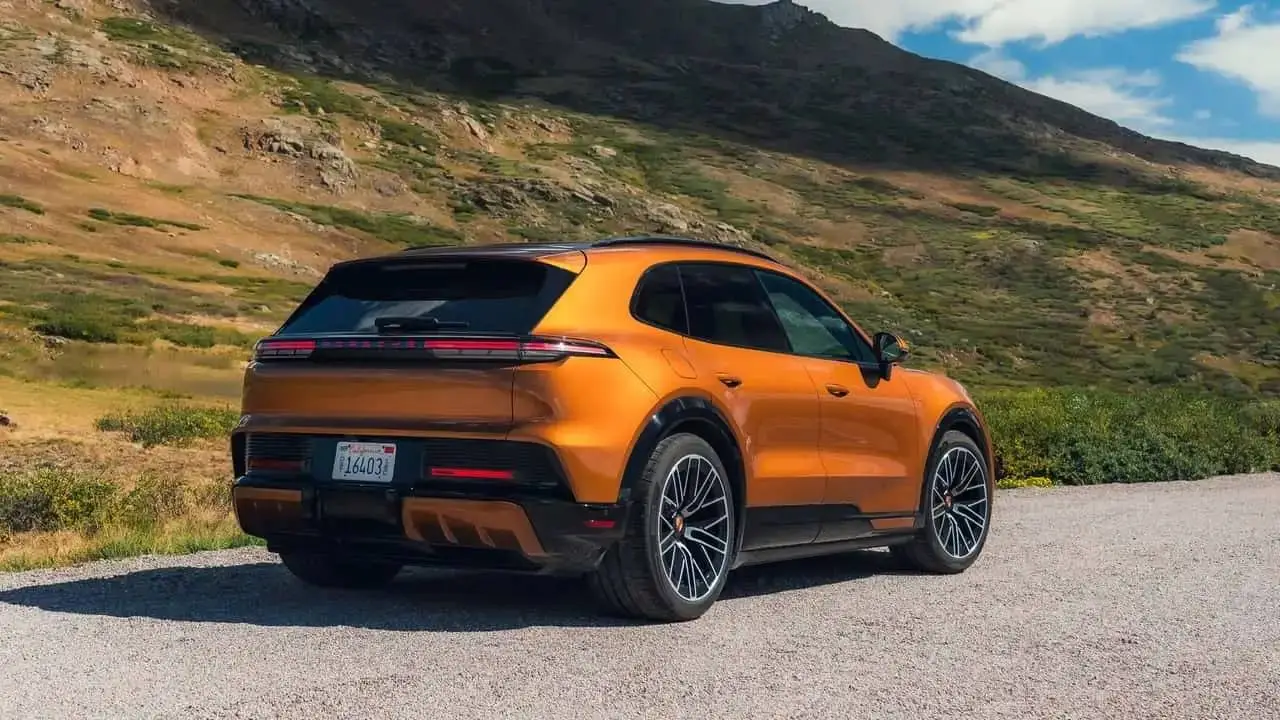 2027-porsche-cayenne-electric (5)