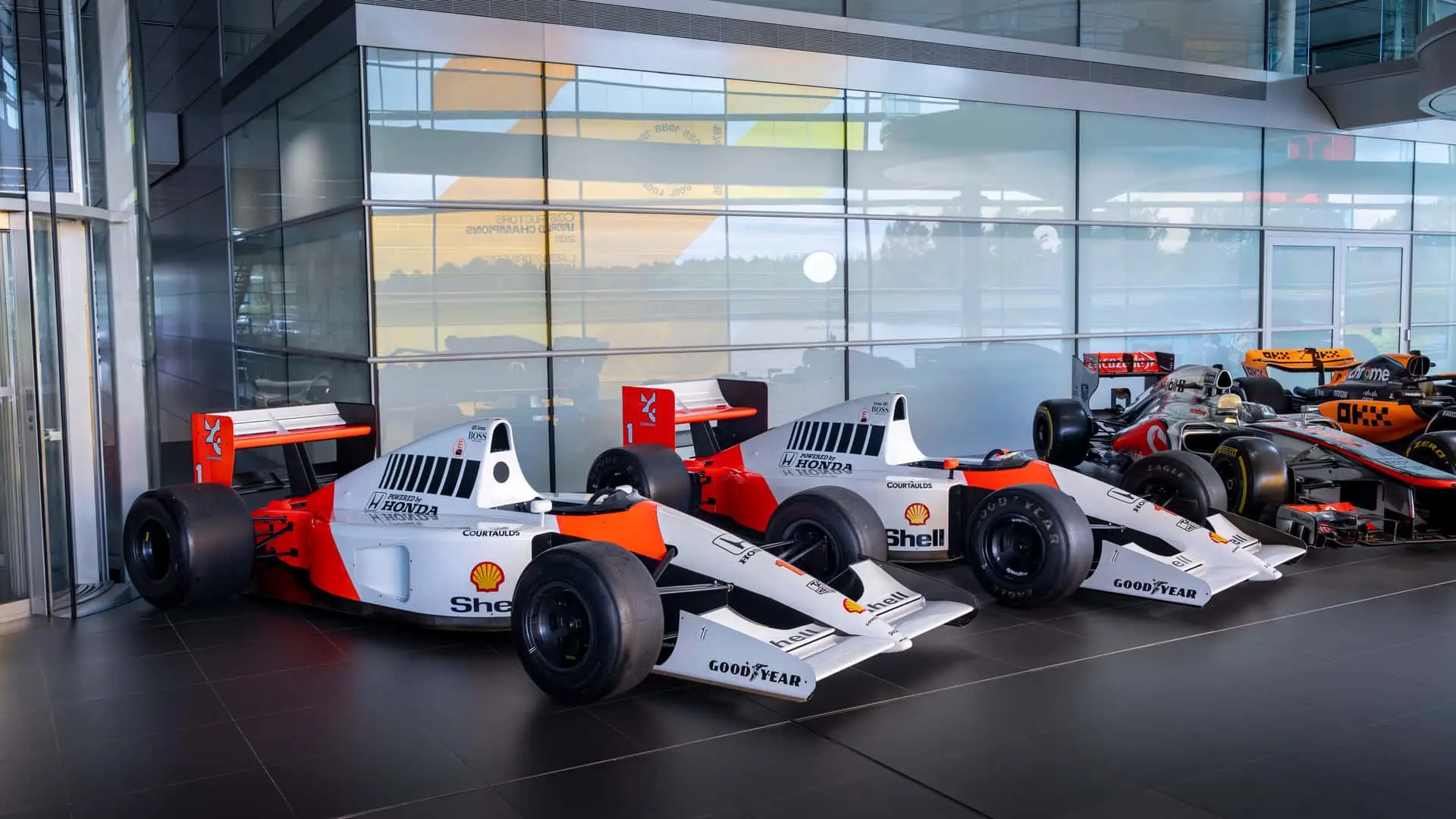 1991-mclaren-mp4-6a-chassis-04-and-07
