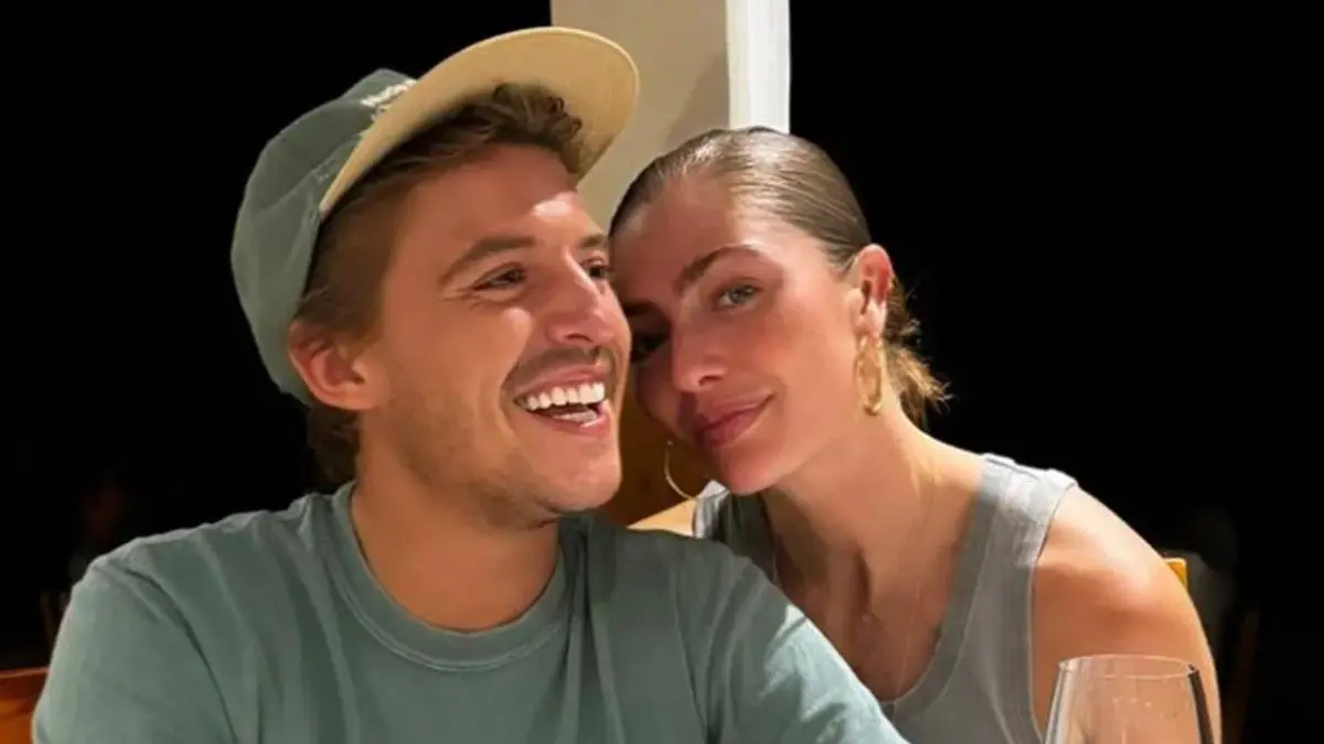 Lil Kleine ontkent relatie breuk! Bewijst dat hij en Anna nog steeds samen zijn, Verwijdert tattoo's niet! (Beeld)