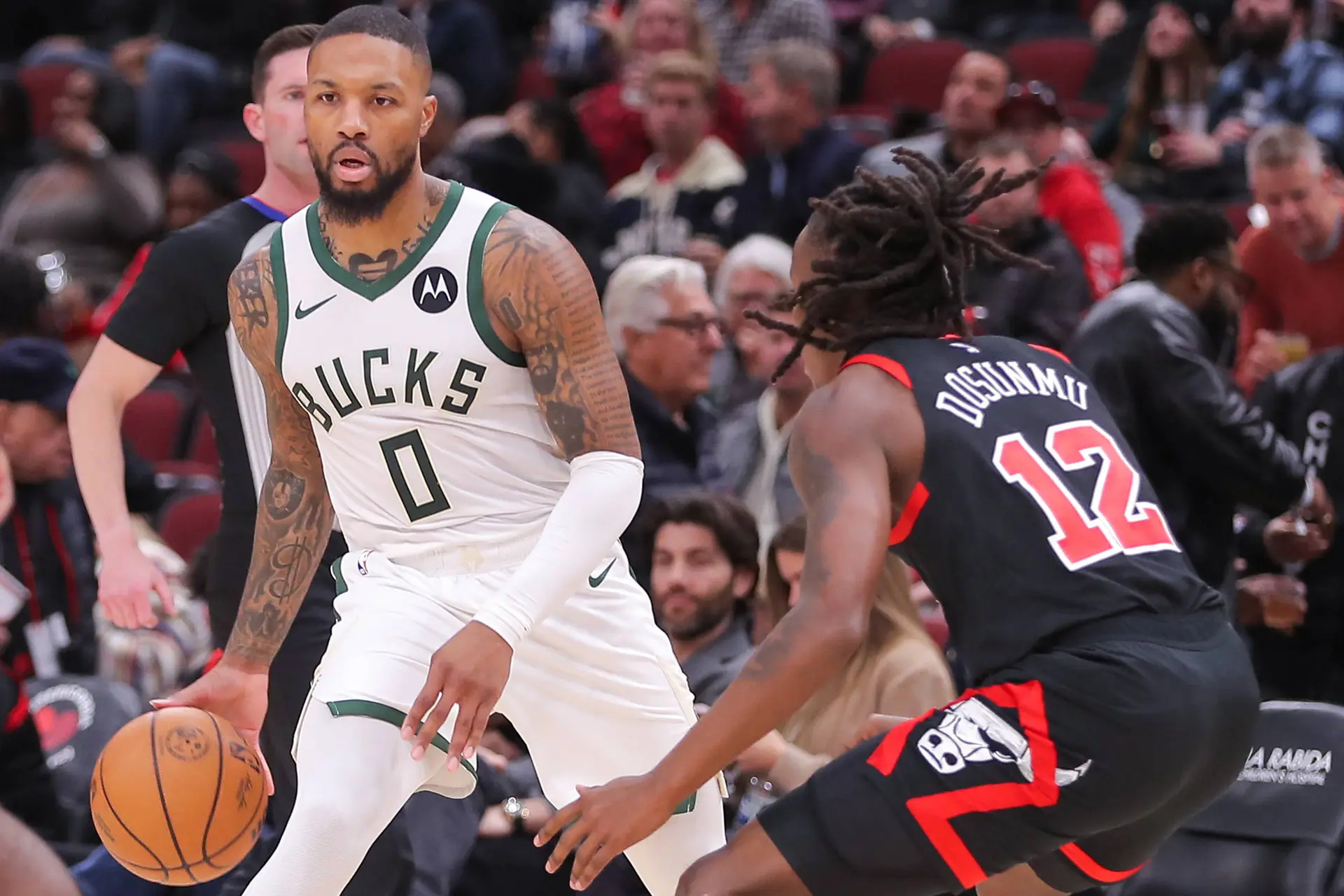 Los Angeles Clippers sin Kawhi Leonard ni Paul George no fueron rivales para los Milwaukee Bucks liderados por Damian Lillard