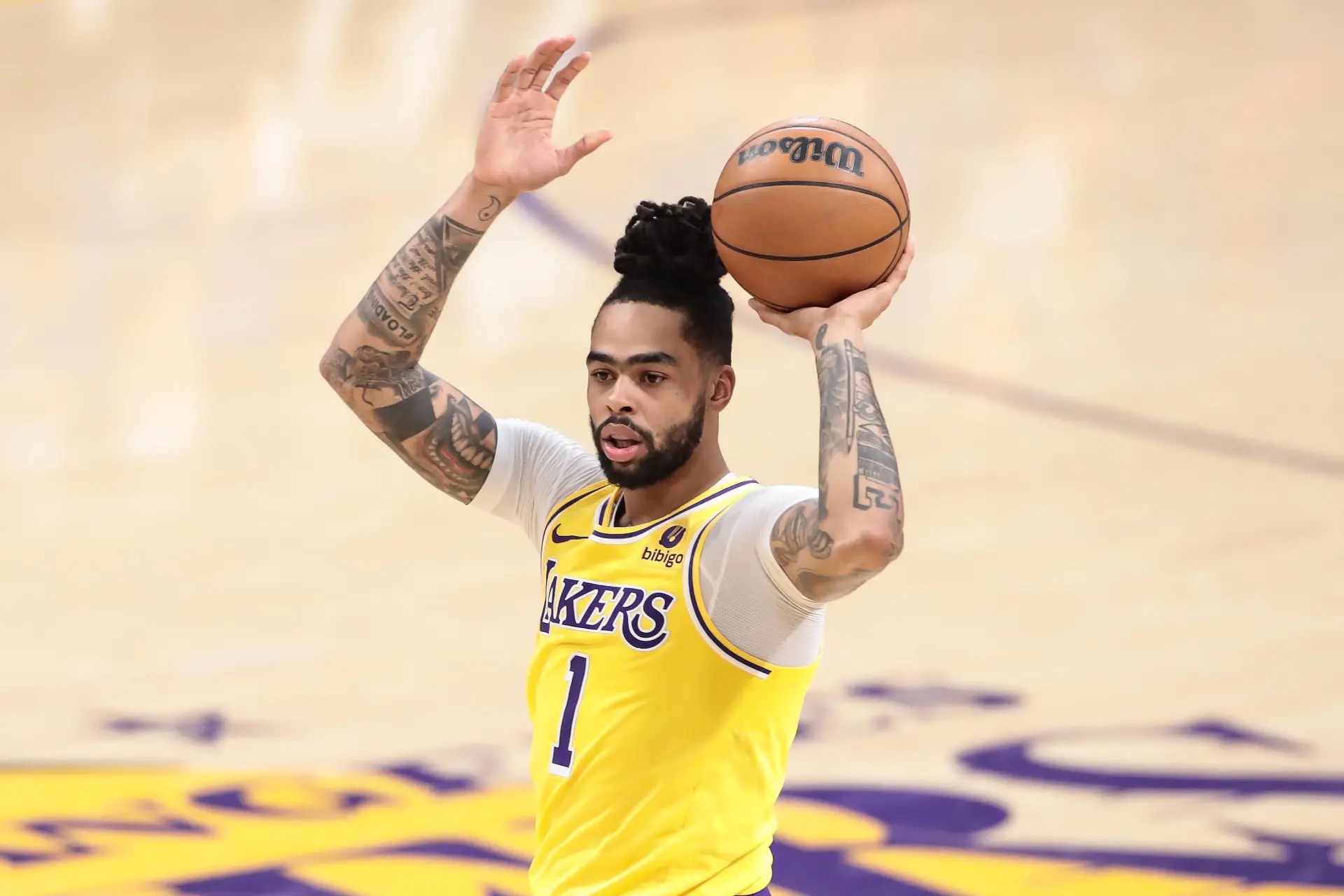 Darvin Ham elogia a D'Angelo Russell: "Tiene una habitación verde. No una luz verde. Una habitación verde"