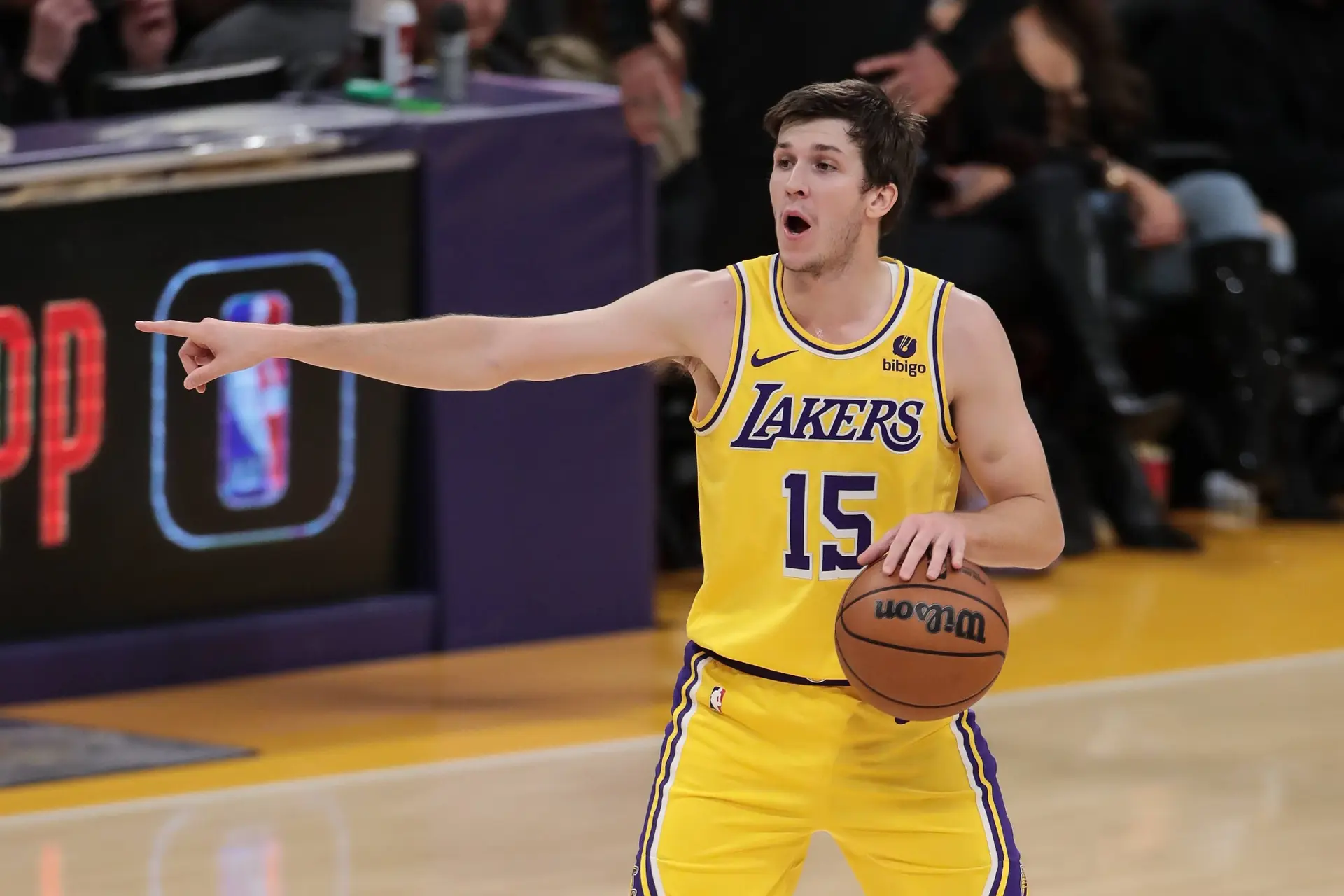 Paliza de los Lakers a los Pelicans: D'Angelo Russell y Austin Reaves le dan a razón a Pelinka por no moverse en el cierre de mercado NBA