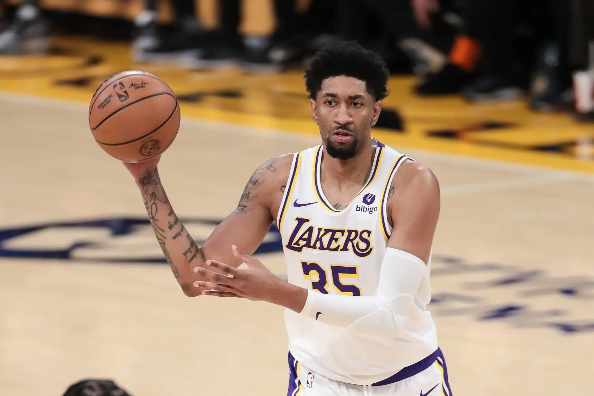 Los Angeles Lakers Christian Wood to undergo knee surgery, expected to miss extended time