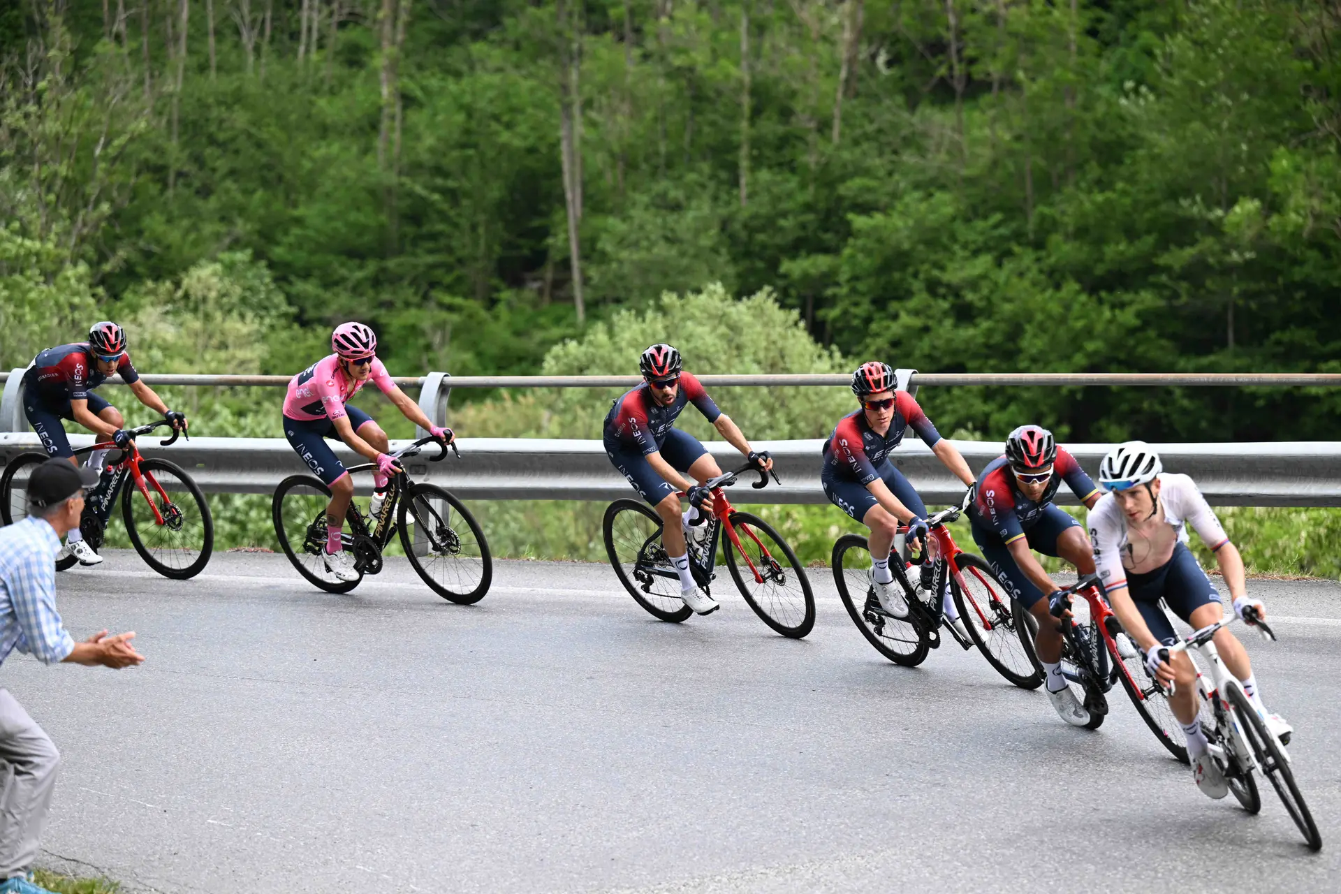 Tao Geoghegan Hart, después de ganar la 4ª etapa de la Volta a la Comunitat Valenciana: "He vuelto a ser el del Giro de Italia 2020"