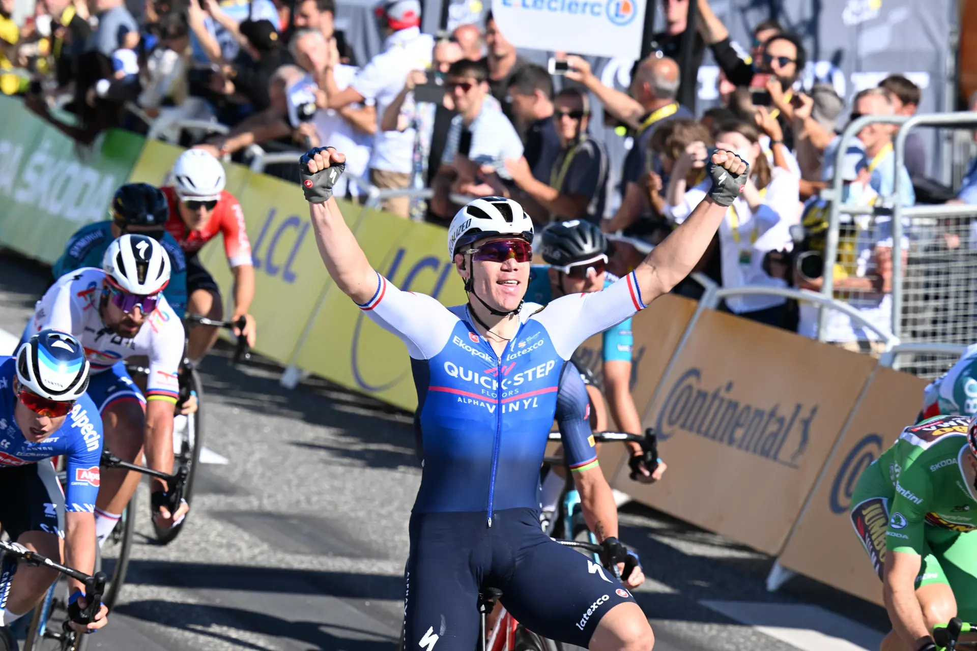 Fabio Jakobsen supera a Fernando Gaviria y Jon Aberasturi en la 2ª etapa de la Vuelta a San Juan
