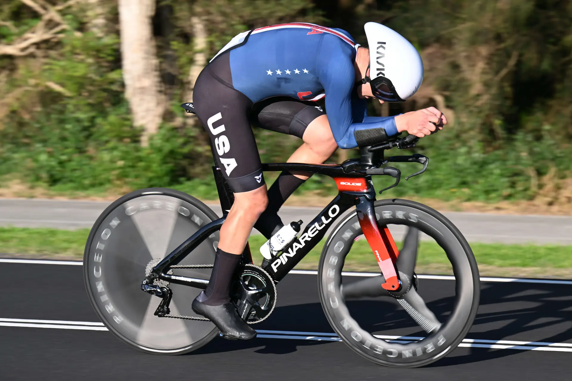 Magnus Sheffield explica su caída en el Mundial Contrarreloj y afirma que correrá el domingo la Ruta