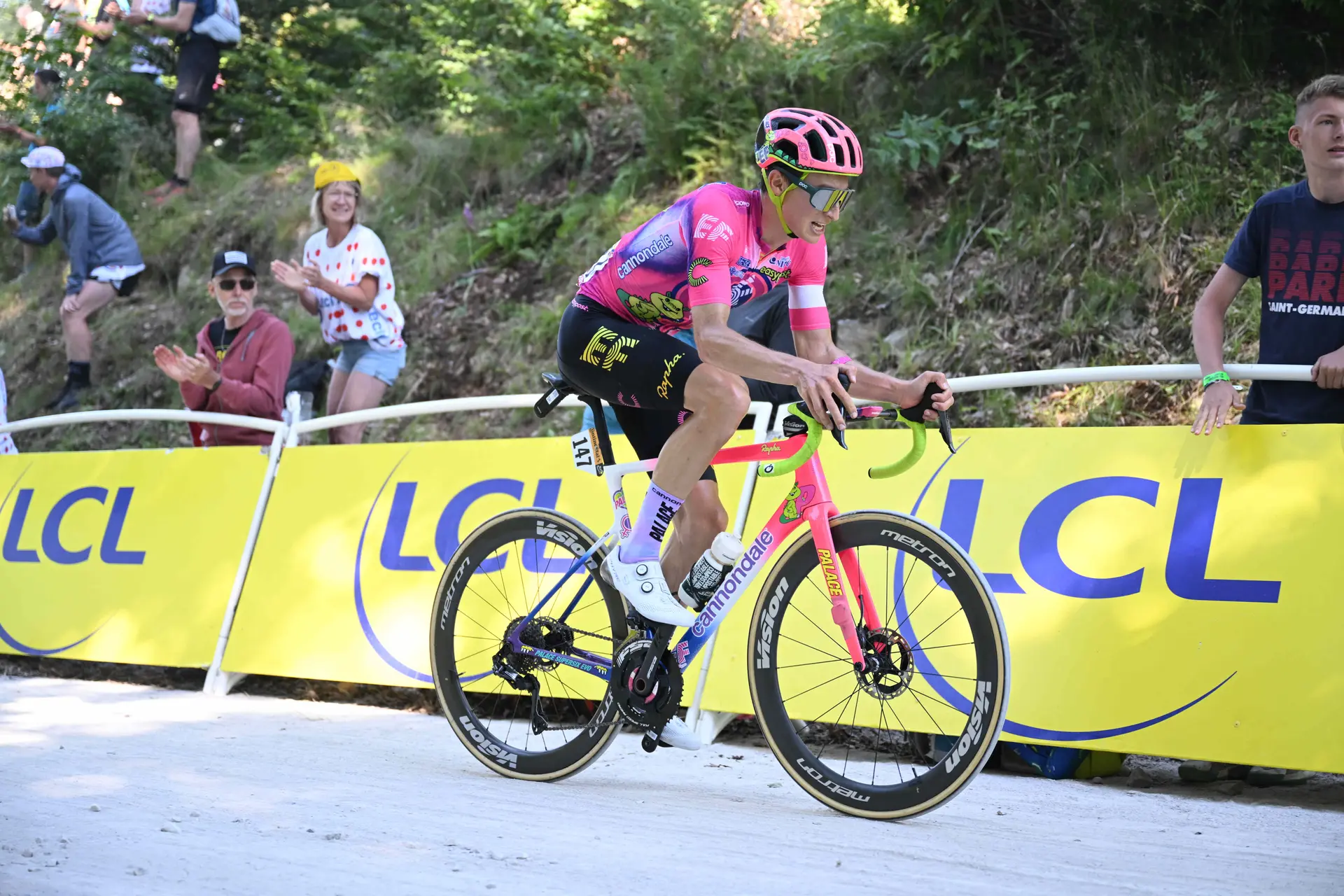 Neilson Powless se impone con autoridad en la Copa de Japón