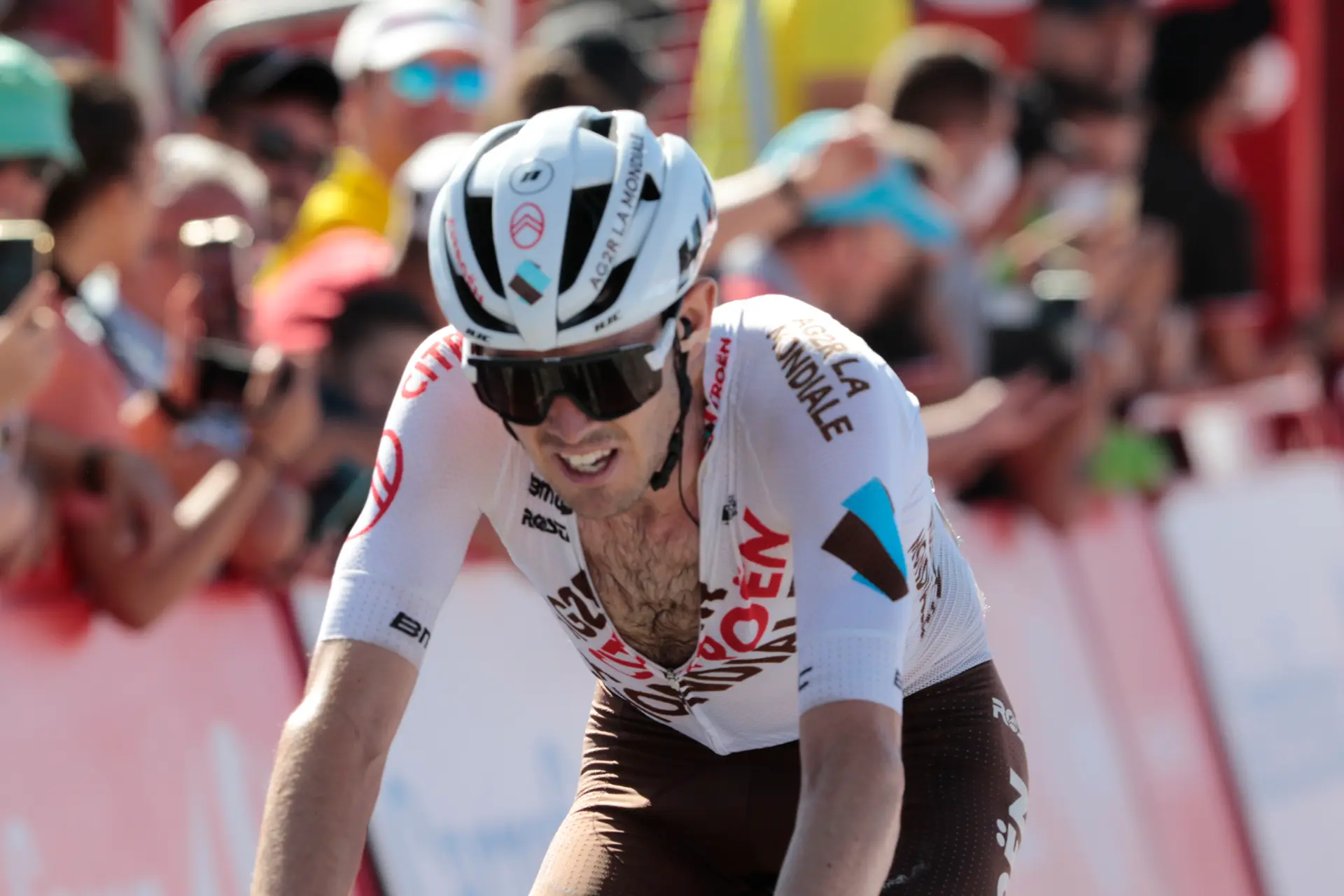 Ben O'Connor: "Buenos resultados en el Dauphiné y luego en el Tour de Francia supondrían una temporada exitosa"