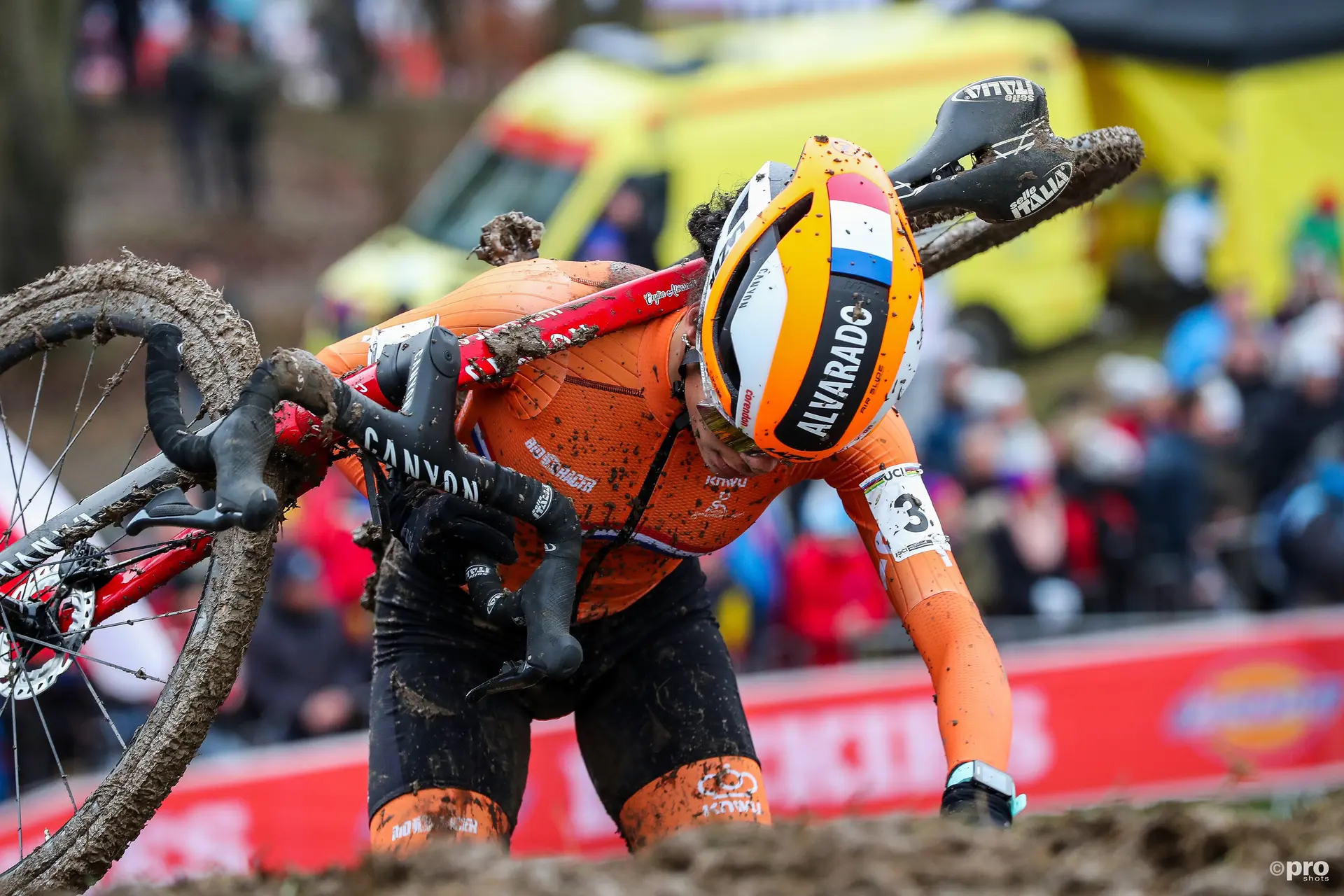 Ceylin del Carmen Alvarado, tras vencer en el Superprestige Middelkerke: "Espero volver a estar en lo más alto la próxima temporada"