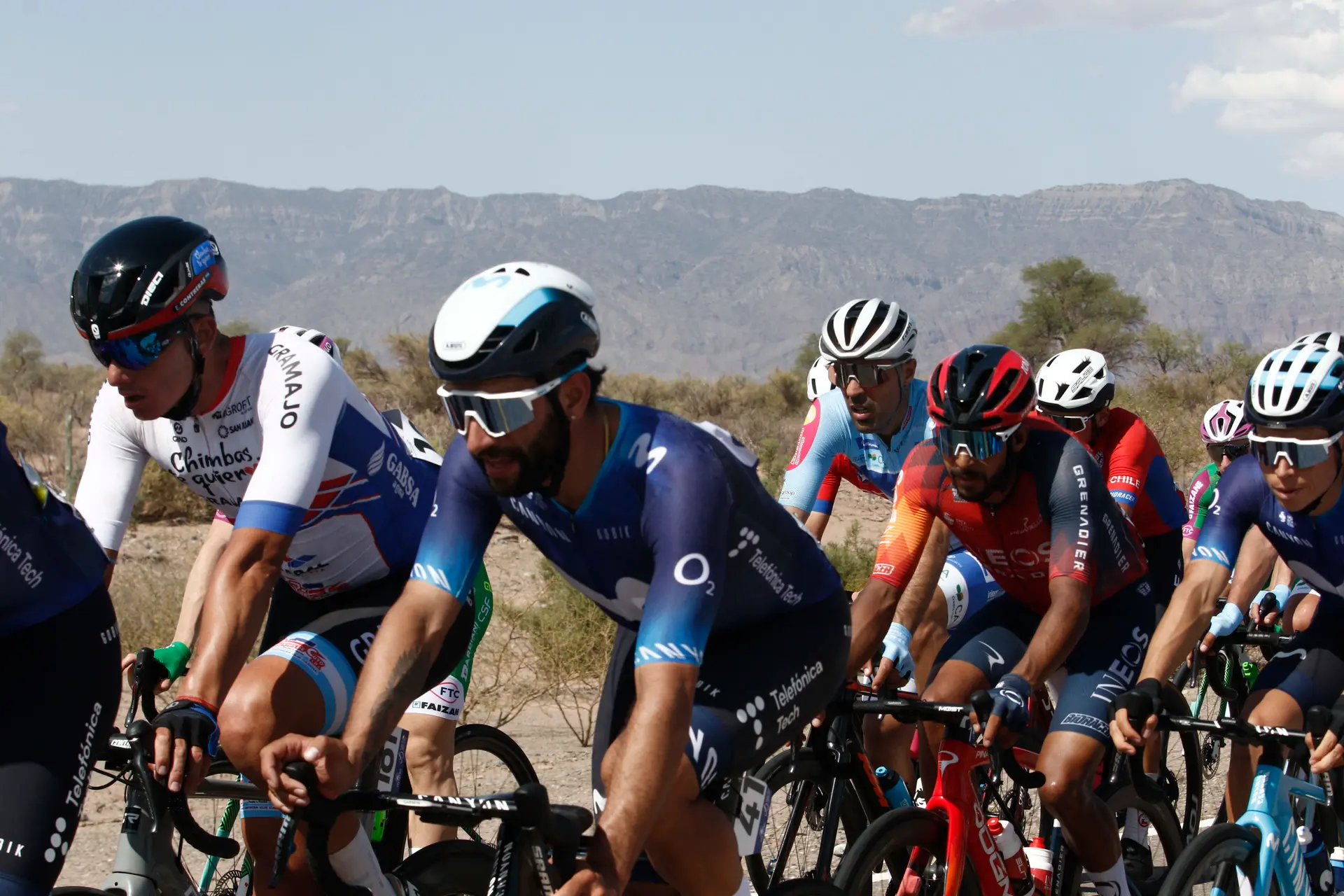 Vídeo: Fernando Gaviria le arranca las pegativas a Filippo Ganna y arrasa a Peter Sagan en la Vuelta a San Juan