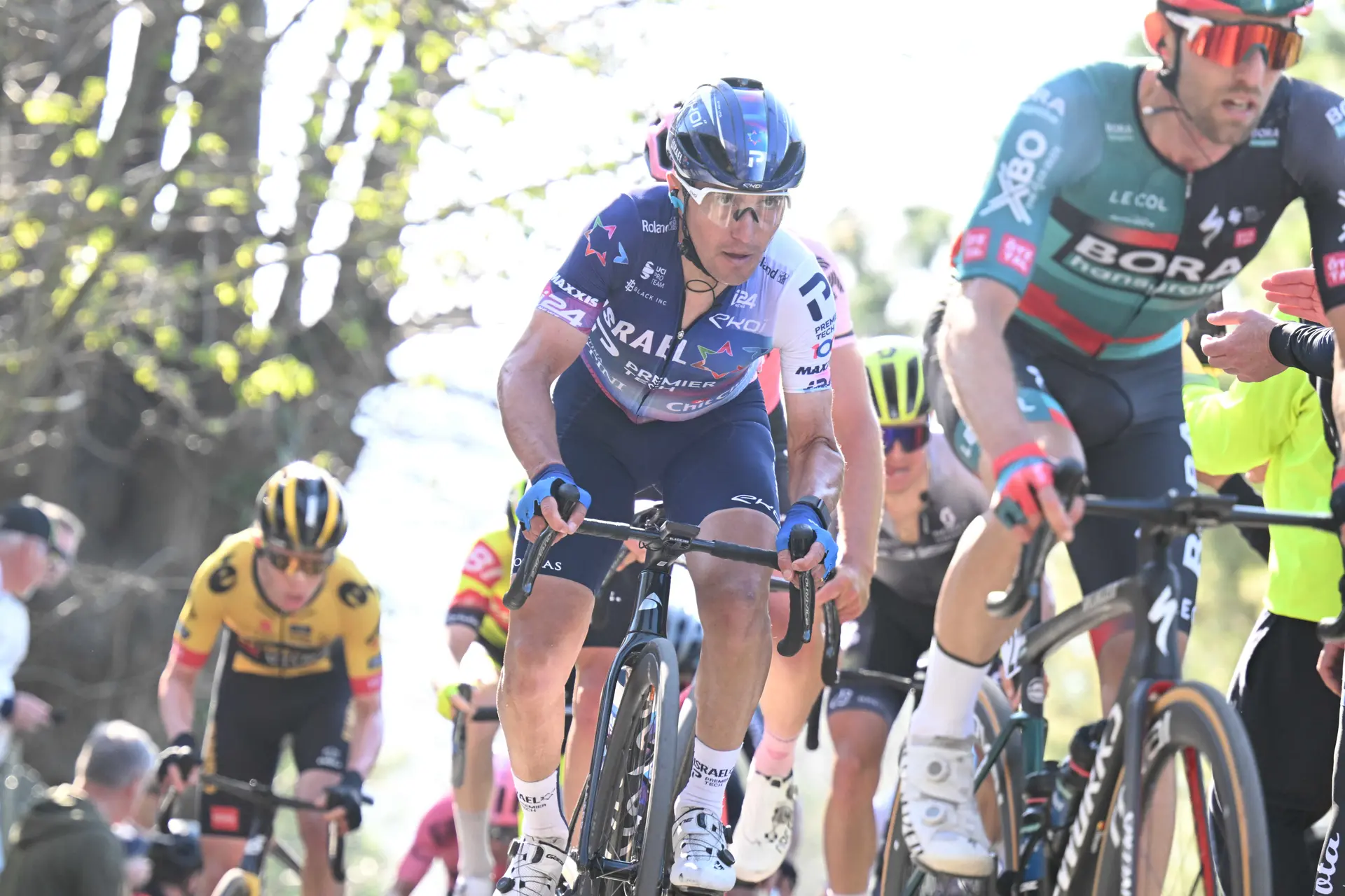 "¡Estaba furioso!" - Domenico Pozzovivo denuncia falta de deportividad tras su caída en la Settimana Internazionale Coppi e Bartali