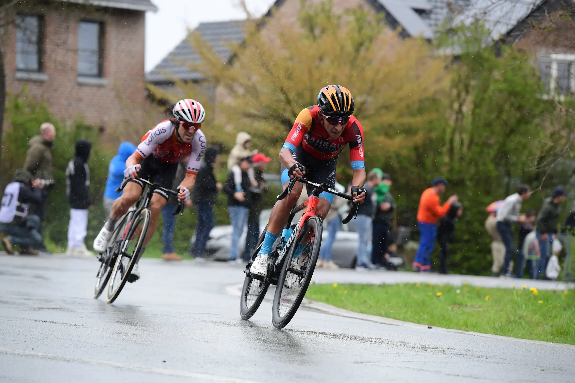 ¡Santiago Buitrago sube 73 puestos en el ranking UCI!: Así están todos los colombianos