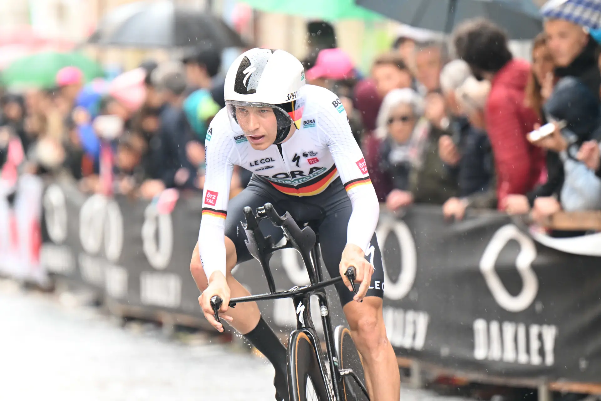 Lennard Kämna anticipa la decisiva semana del Giro de Italia: "João Almeida es el favorito para ganarlo"