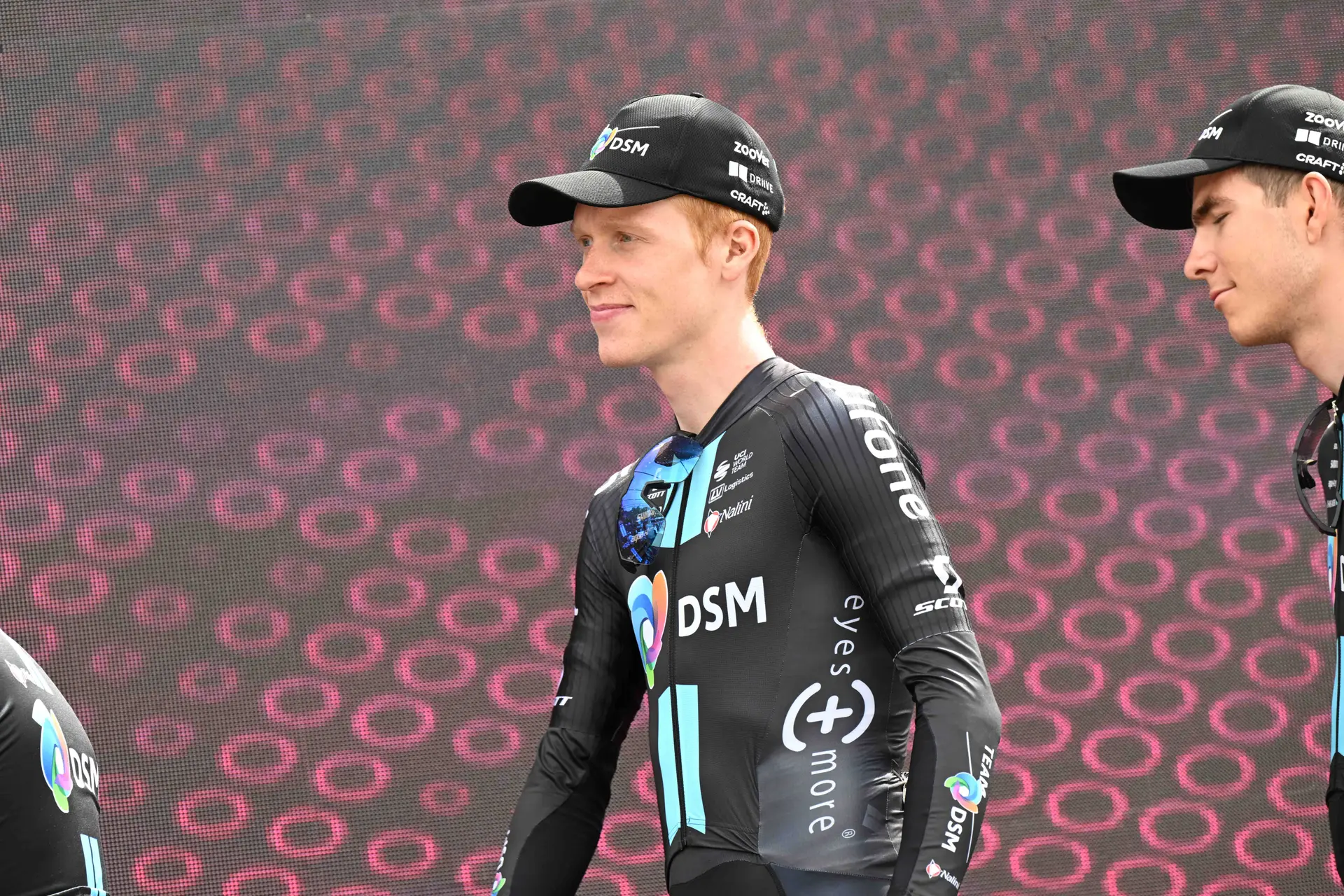 Andreas Leknessund evita despertar del sueño en el Giro: "Esperamos aprovechar cualquier oportunidad de la general"
