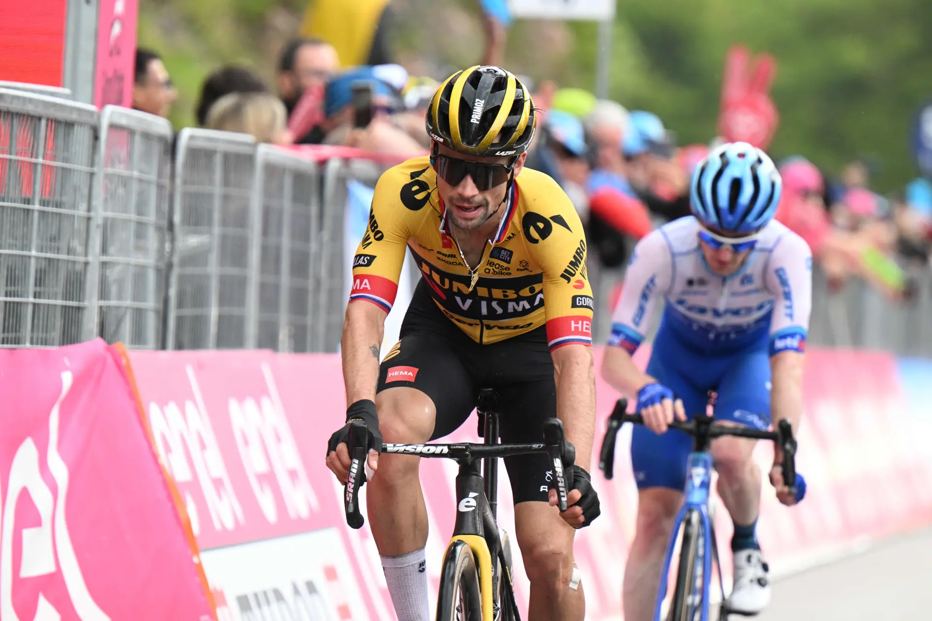 En Jumbo-Visma siguen creyendo en Primoz Roglic: "Hay mucho por lo que jugar, 2 etapas muy duras jueves y viernes"