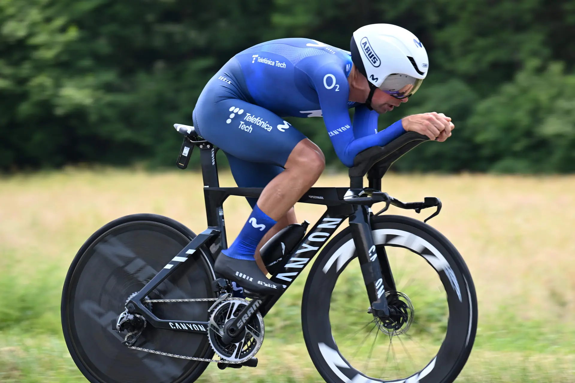 Vídeo: ¡Impresionante vivir desde dentro la contrarreloj de Dauphiné con Movistar Team!
