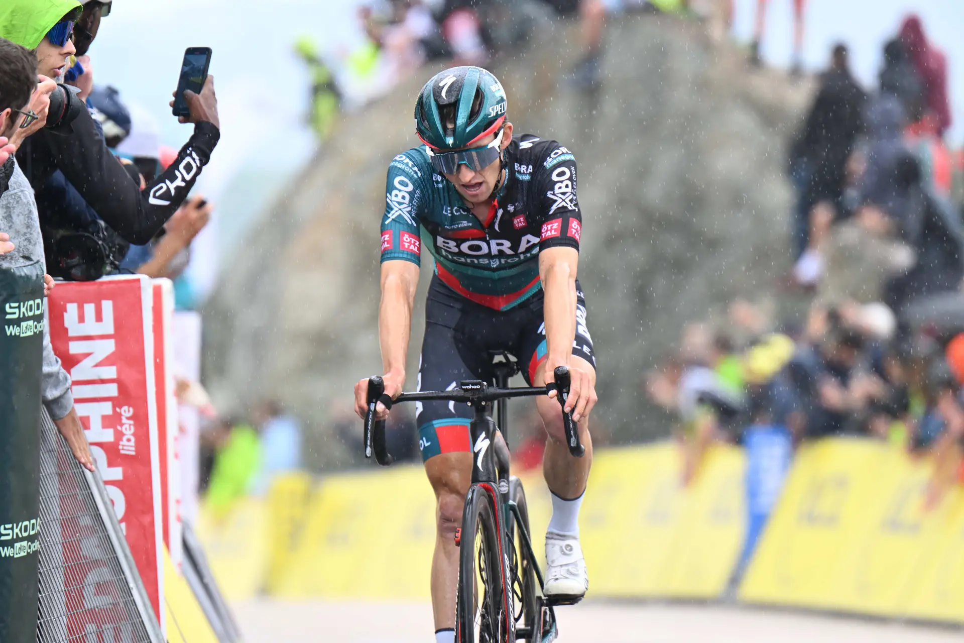 Tour de Francia: ¡Jonas Vingegaard destroza a Tadej Pogacar y Jai Hindley gana la etapa y se viste de amarillo!