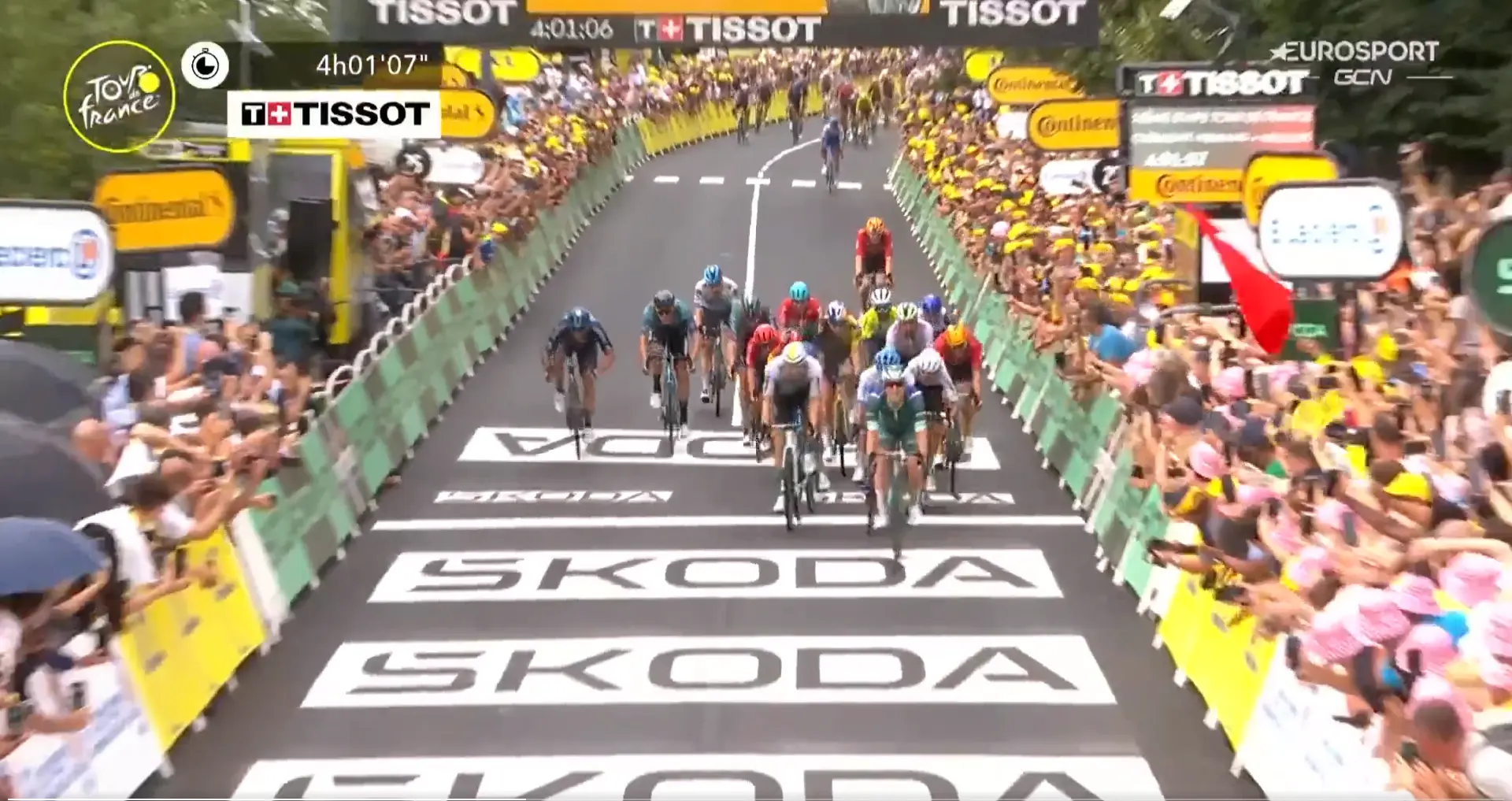 VÍDEO: ¿Sin van der Poel? No hay problema. El brutal esprint de Jasper Philipsen para conseguir su cuarta victoria en el Tour de Francia 2023