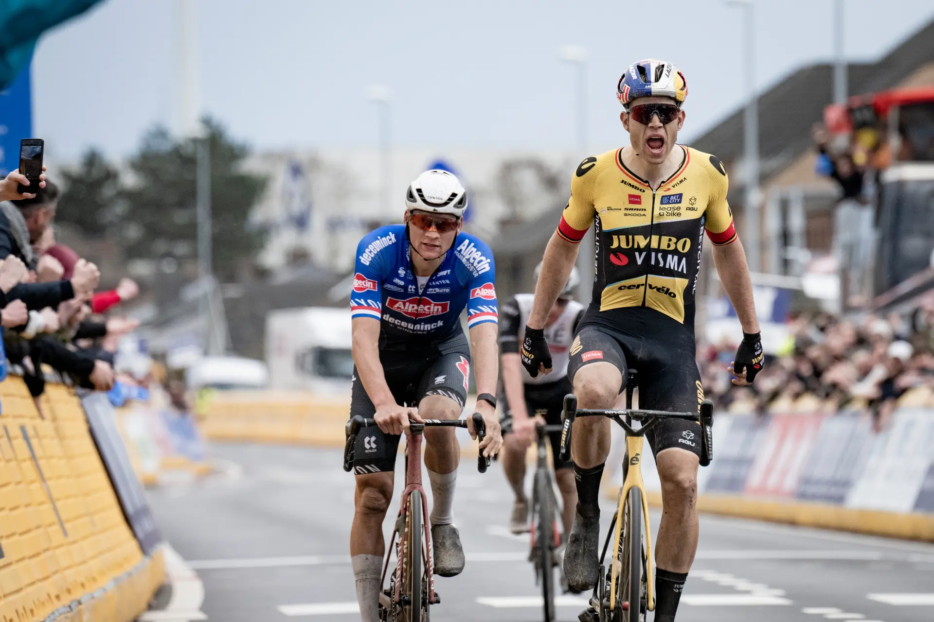 PREVIA | A Través de Flandes 2024: Wout van Aert, favorito ante la ausencia de Mathieu van der Poel