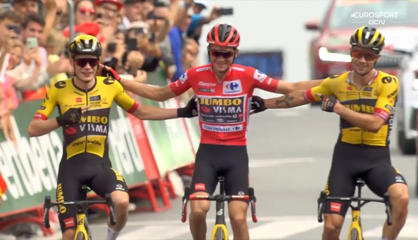 El Jumbo-Visma barre las Grandes Vueltas en 2023: "Nunca pensamos que seríamos capaces de alcanzar todos esos objetivos"
