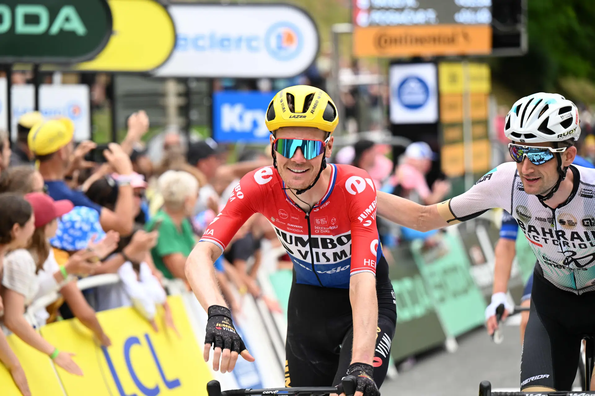 Dylan van Baarle entiende la decisión de Primoz Roglic de abandonar el Jumbo-Visma: "Quiere hacer todo lo posible para ganar el Tour de Francia"