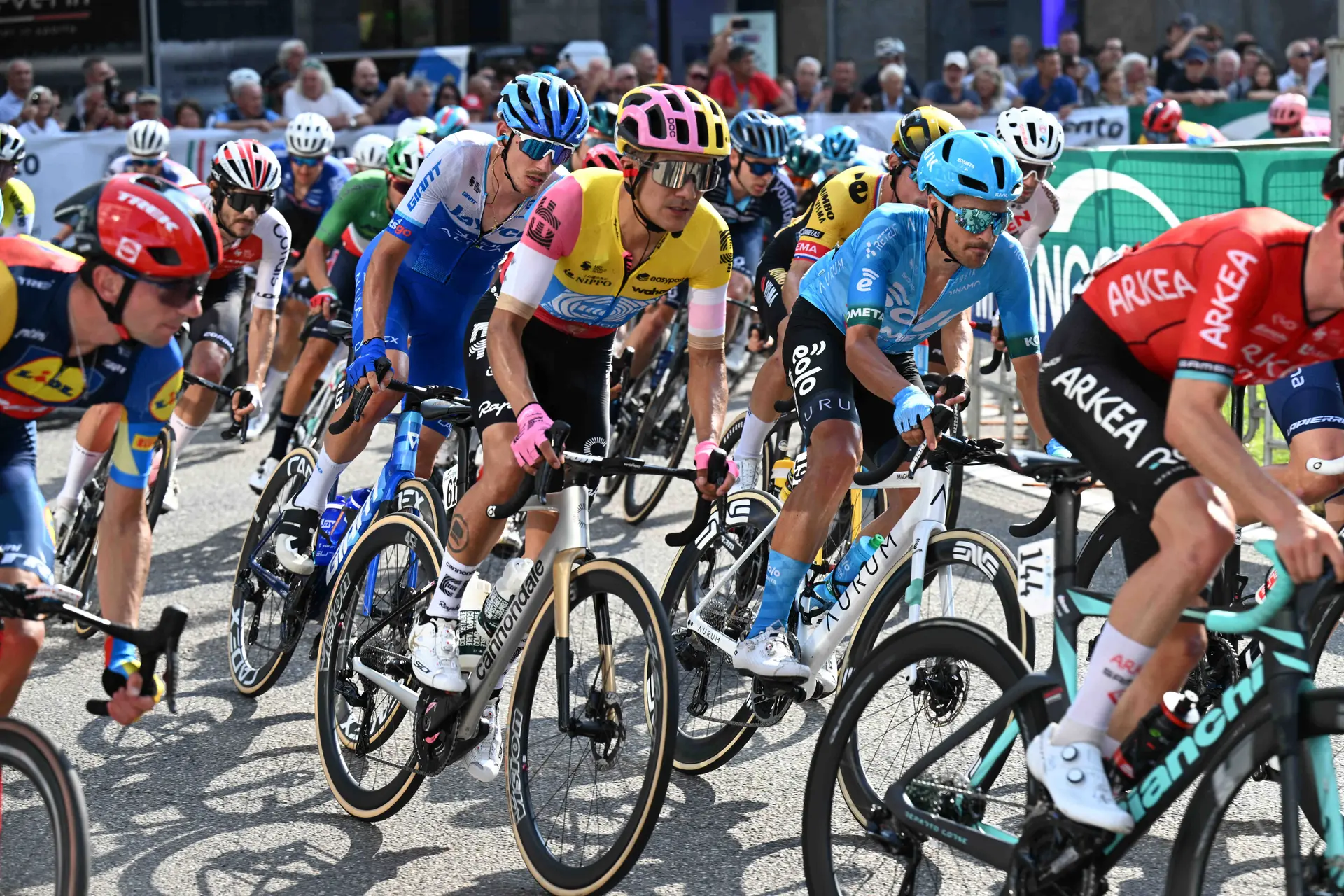 El campeón colombiano Alejandro Osorio se impone en la tercera etapa del Tour Colombia