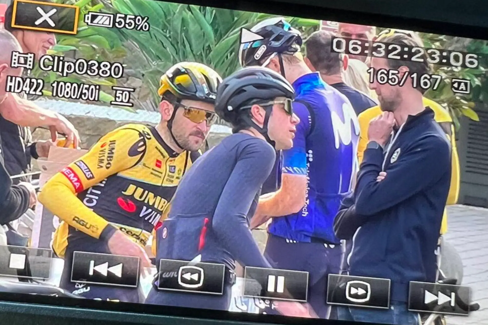 Primer vistazo a Cian Uijtdebroeks en el campo de entrenamiento del Jumbo-Visma
