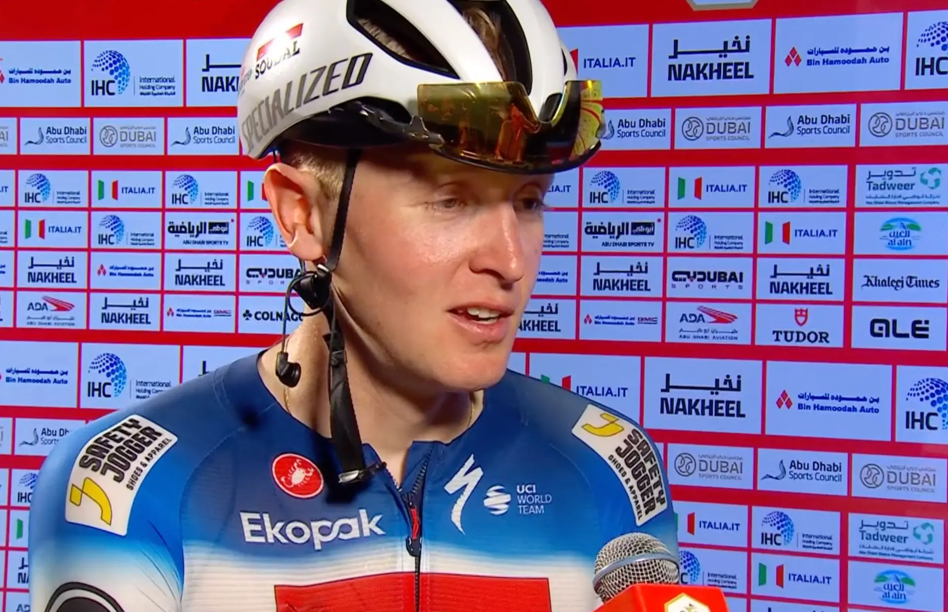 Tim Merlier, tras volver a ganar en el UAE Tour: "Vi que Olav salió por la derecha, cogí su rueda, le pasé y pude ganar otra vez"
