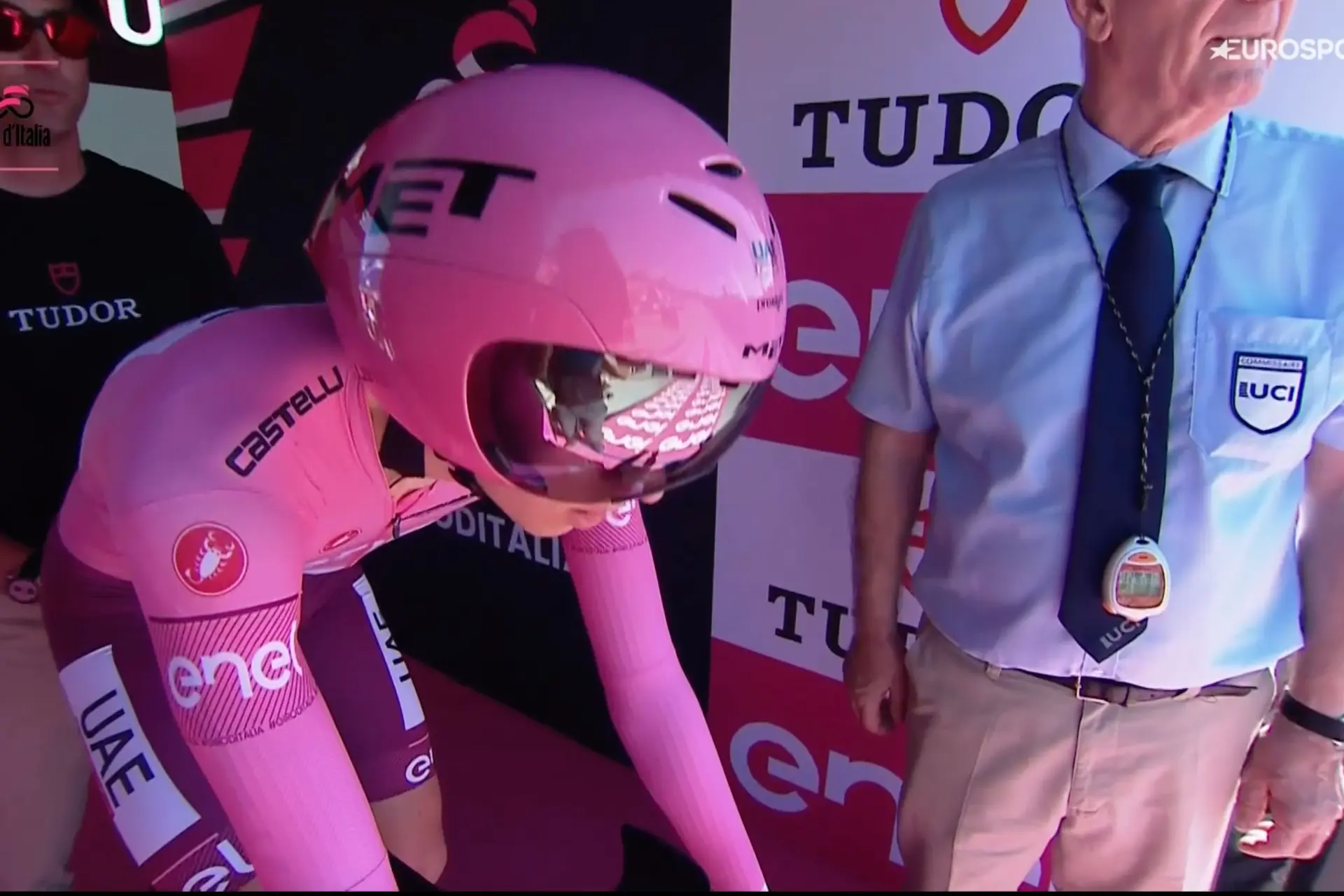 Así hemos vivido EN DIRECTO la primera crono del Giro de Italia 2024 ¡Tadej Pogacar se lleva la etapa y atesta un duro golpe en la general!