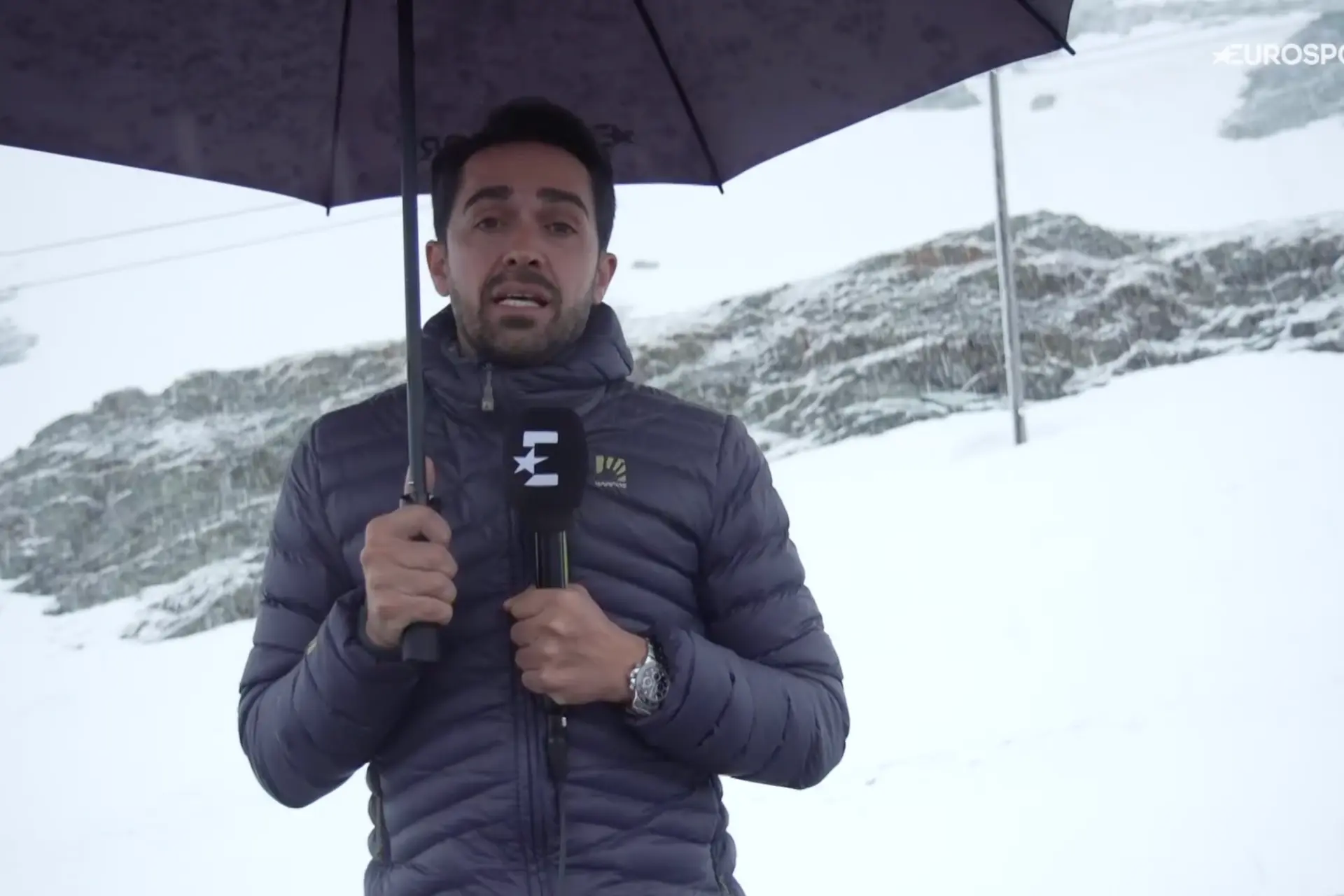 EN DIRECTO | Etapa 16 Giro de Italia 2024 - ¡Carrera neutralizada hasta el km 68 ante la nieve que cae!