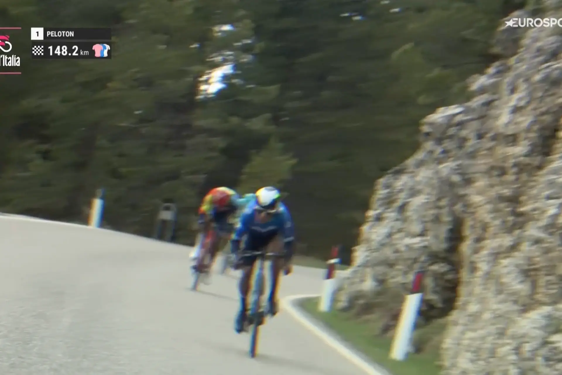 EN DIRECTO | Etapa 17 Giro de Italia 2024: ¡Nairo Quintana se lanza en el largo descenso del Passo Sella!
