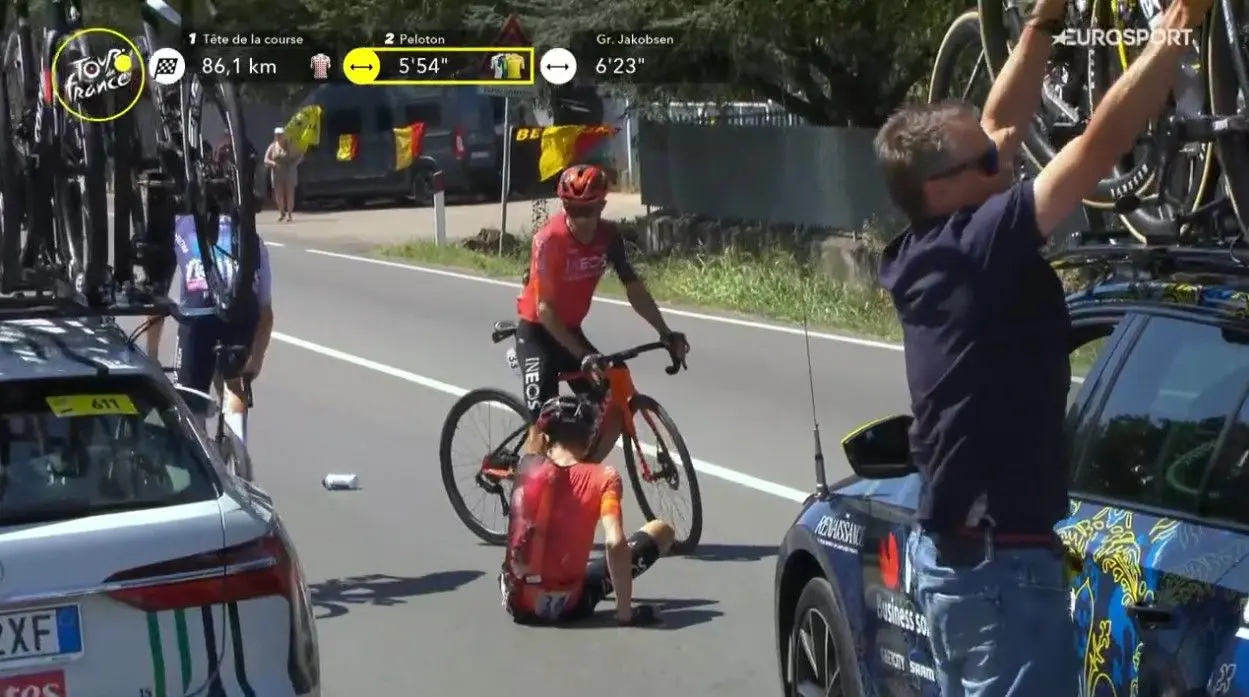 VÍDEO: Caída de Wout van Aert, Matteo Jorgenson y Laurens De Plus en la segunda etapa del Tour de Francia