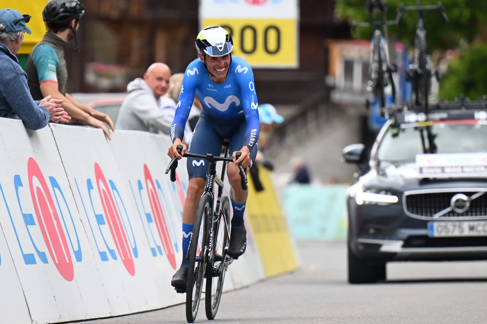 Enric Mas recupera la sonrisa tras rozar el triunfo en el Tour de Francia: "Hoy hemos encontrado algo del Enric de antes"