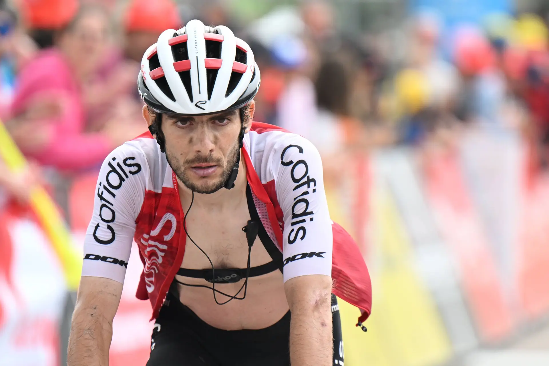 El brutal zasca de Guillaume Martin a las bicis de Cofidis en el Tour: "¡Nuestras bicis pesan 7.7 kilos!"