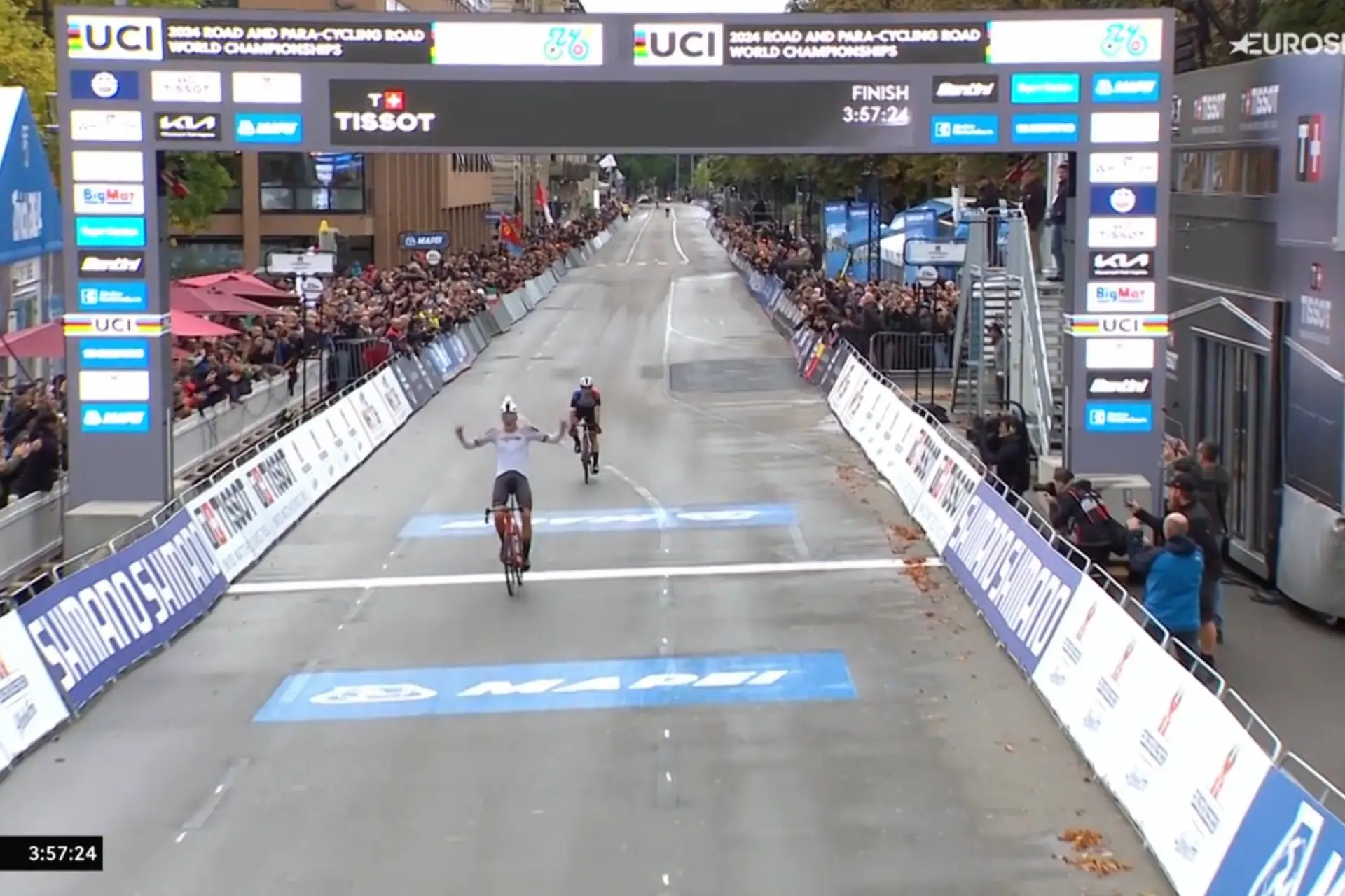 ¡Dos españoles en el Top 10 del Mundial sub-23! Niklas Behrens destrozó al sucesor de Peter Sagan y sorprendió a los favoritos