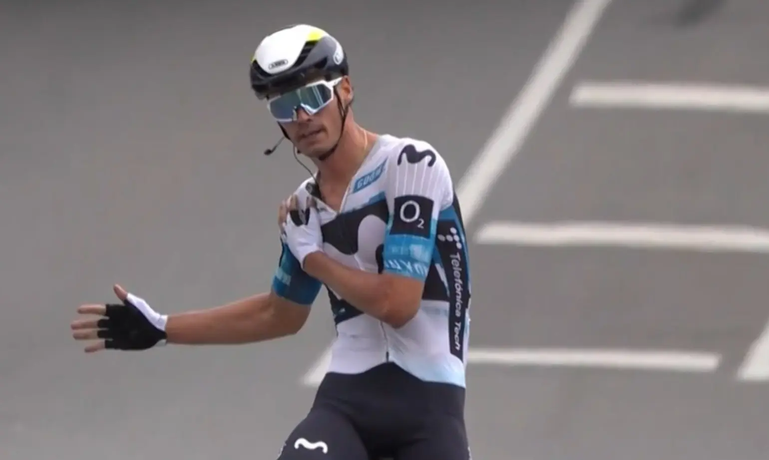 ¡Movistar tiene una joya!: Javi Romo estrena su palmarés con una victoria de quilates en el Tour Down Under