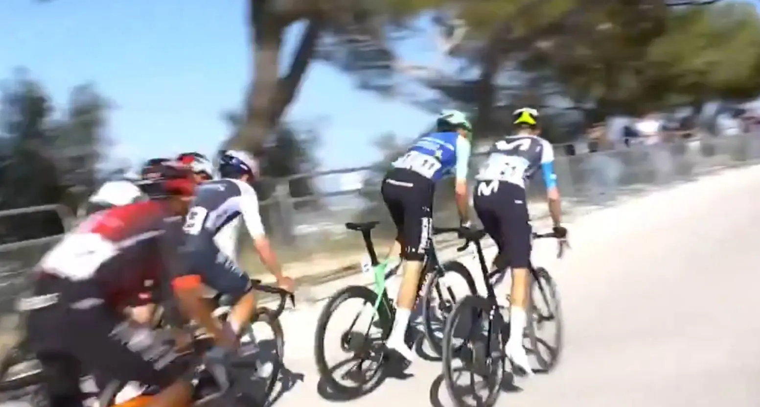 EN DIRECTO | Etapa 4 Vuelta a Andalucía 2025: ¡Jorge Arcas mete a Movistar Team en la numerosa fuga!